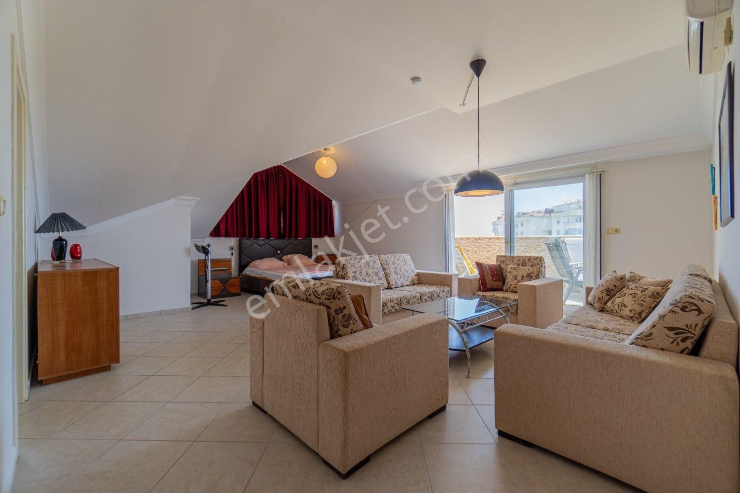 Alanya'da Satılık Deniz & Kale Manzaralı – Full Eşyalı 3+1 Dubleks Daire – Elit Cıty 4 - Görsel 18