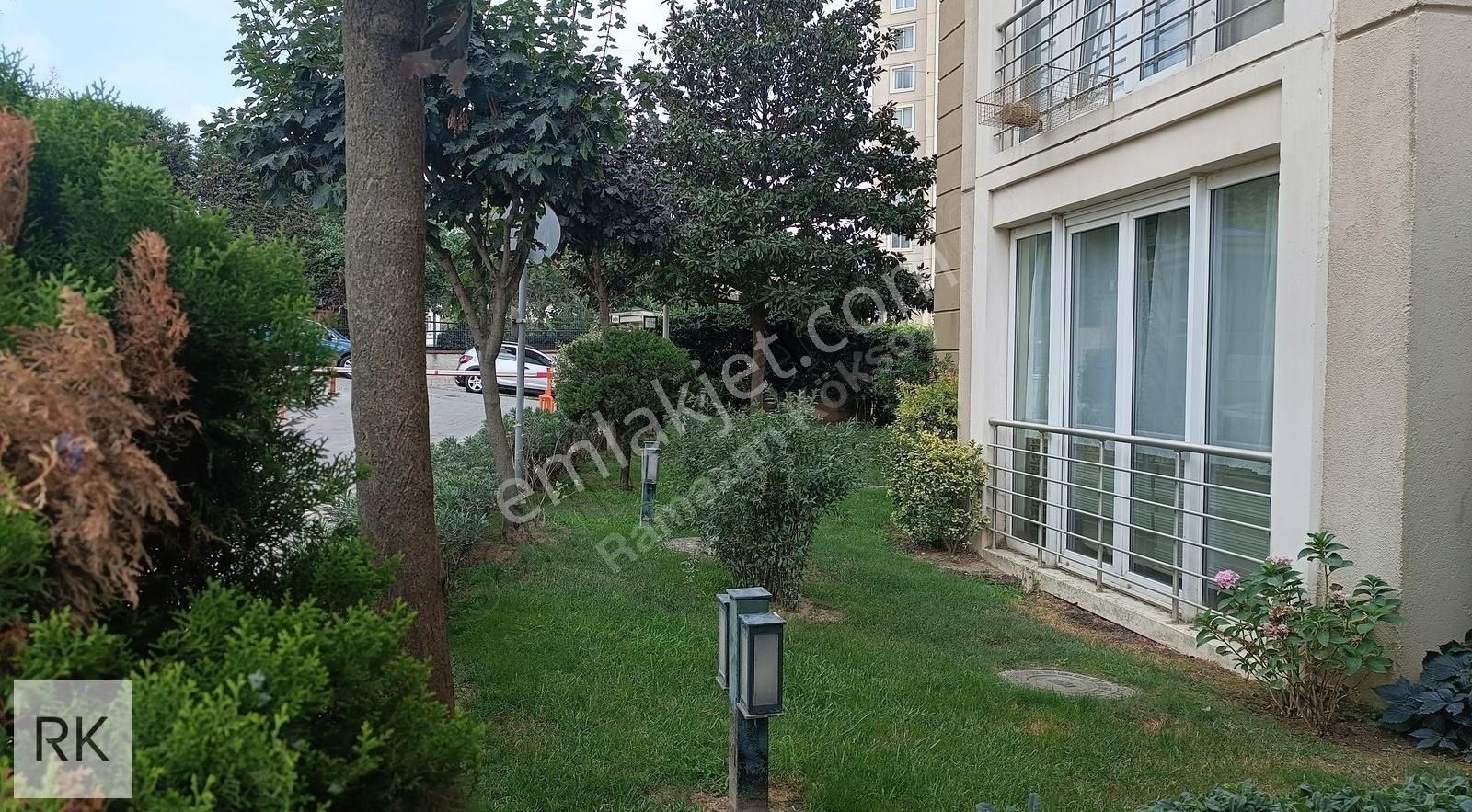 Bahçeşehir Uphill Court Ta 72 M2 1+1 Eşyalı Kiralık Daire