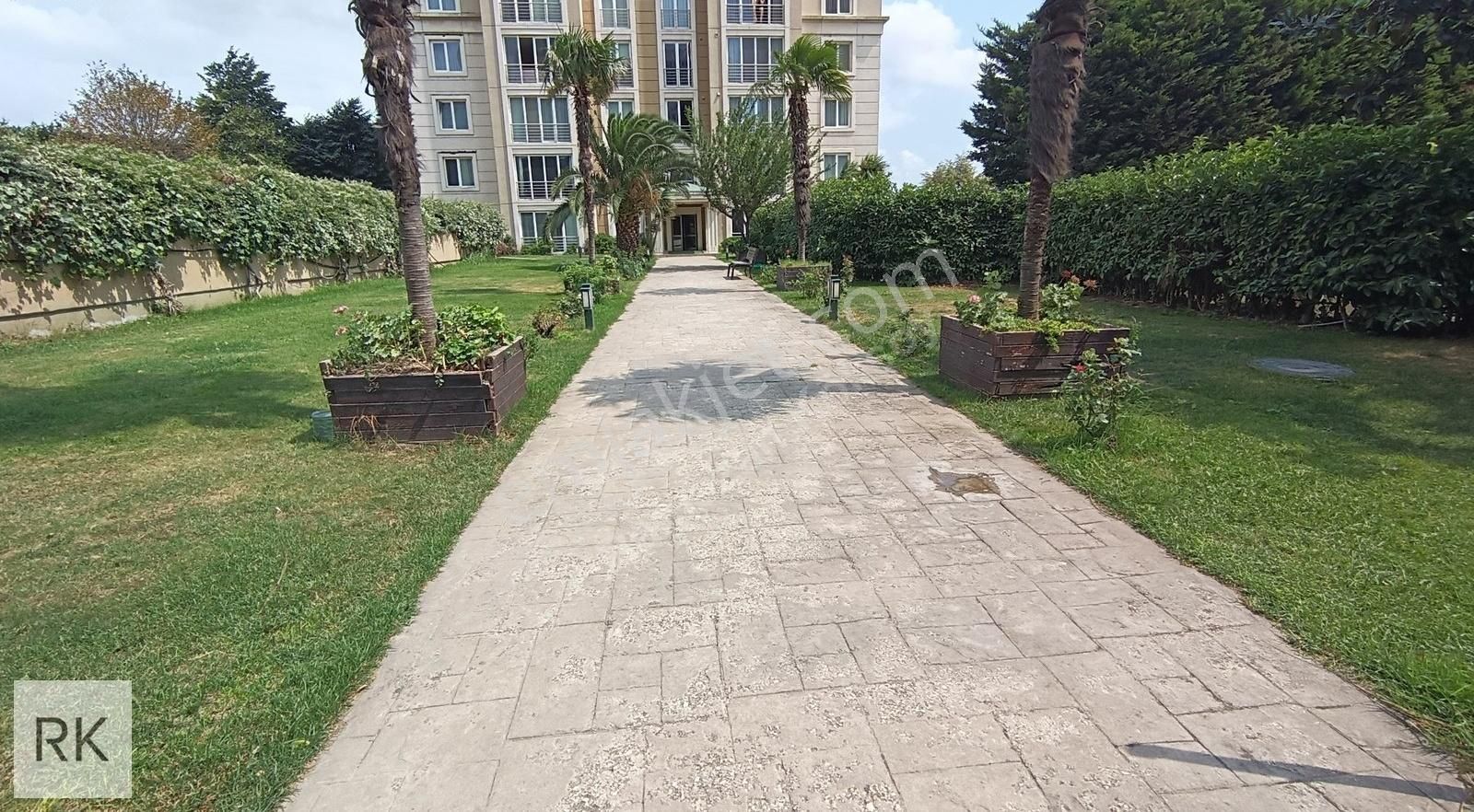 Uphill Court Ta Full Deniz Ve Gölet Manzaralı 2+1 Kiralık Daire