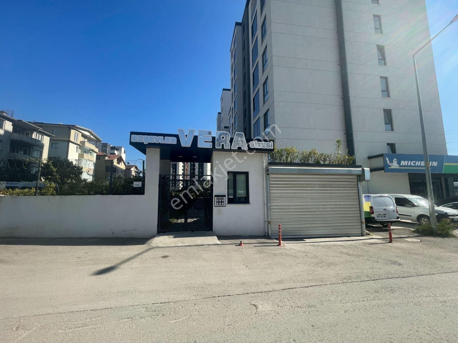 Bursa Nilüfer Beşevler Vera Sitesinde 2+1 Satılık Daire