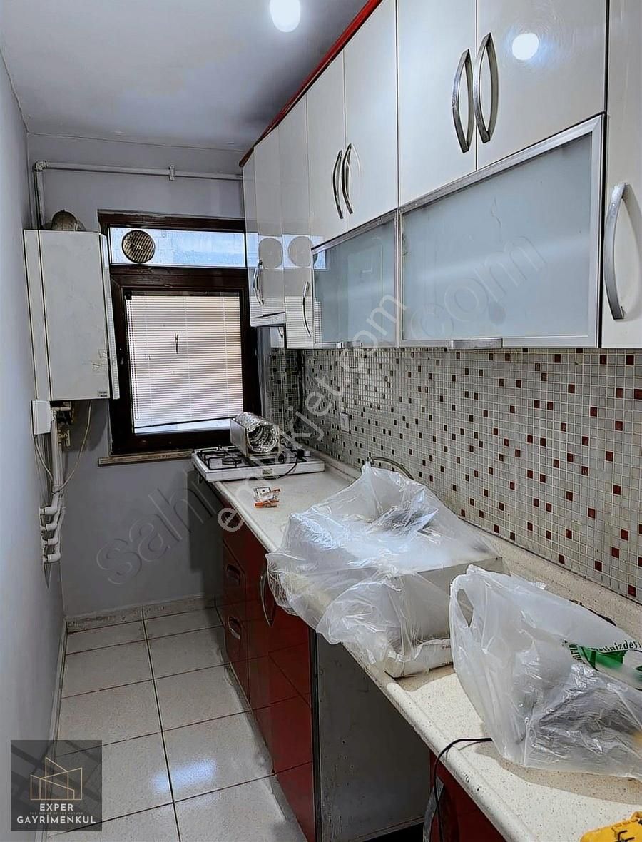 Mecidiyeköy 2+1 Boyalı Ara Kat Boş Kiralık Daire