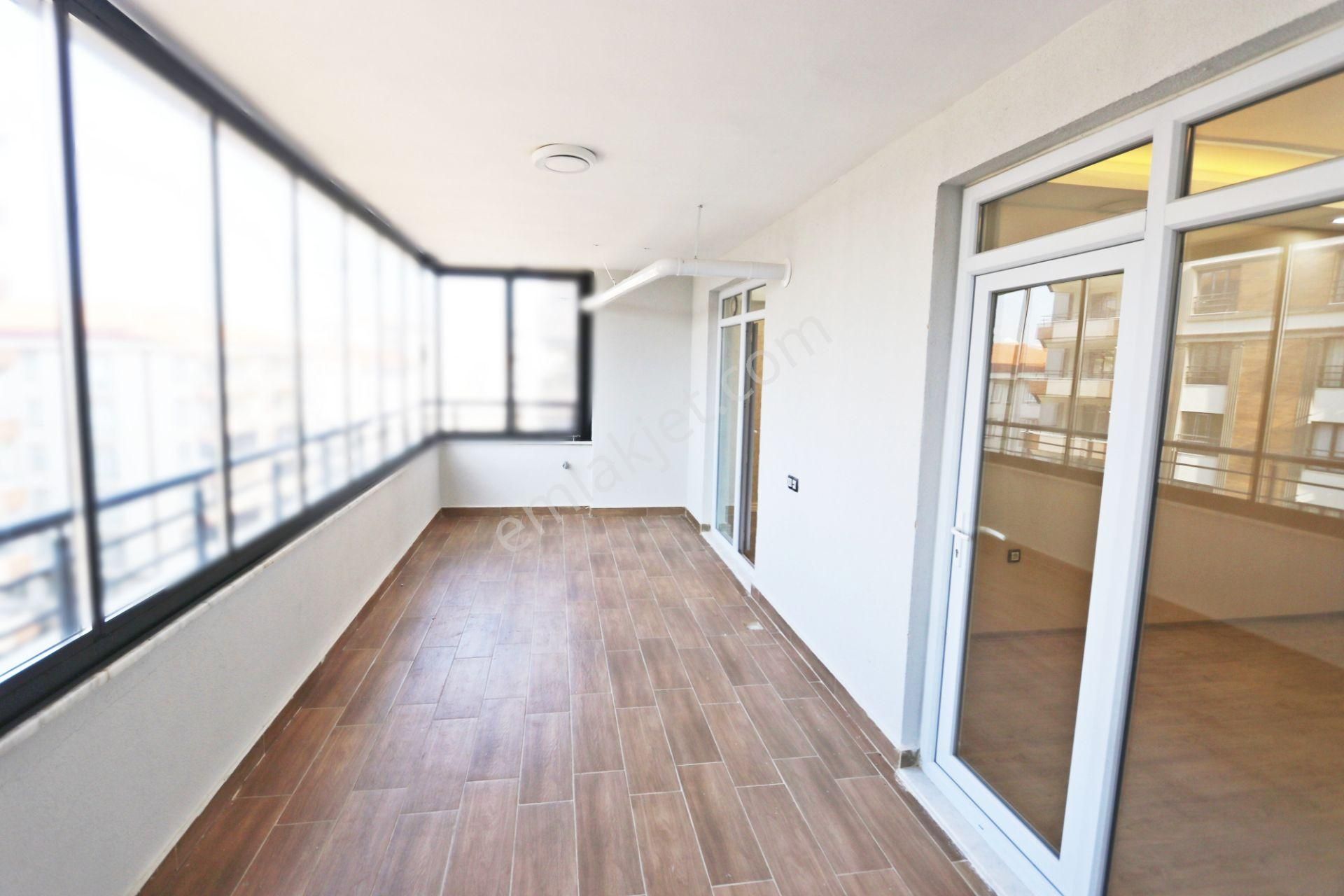 Fıstıklık İmam Çoban Çvr. Az Katlı Yerden Isıtmalı Ultralüx 3+1 - Görsel 4