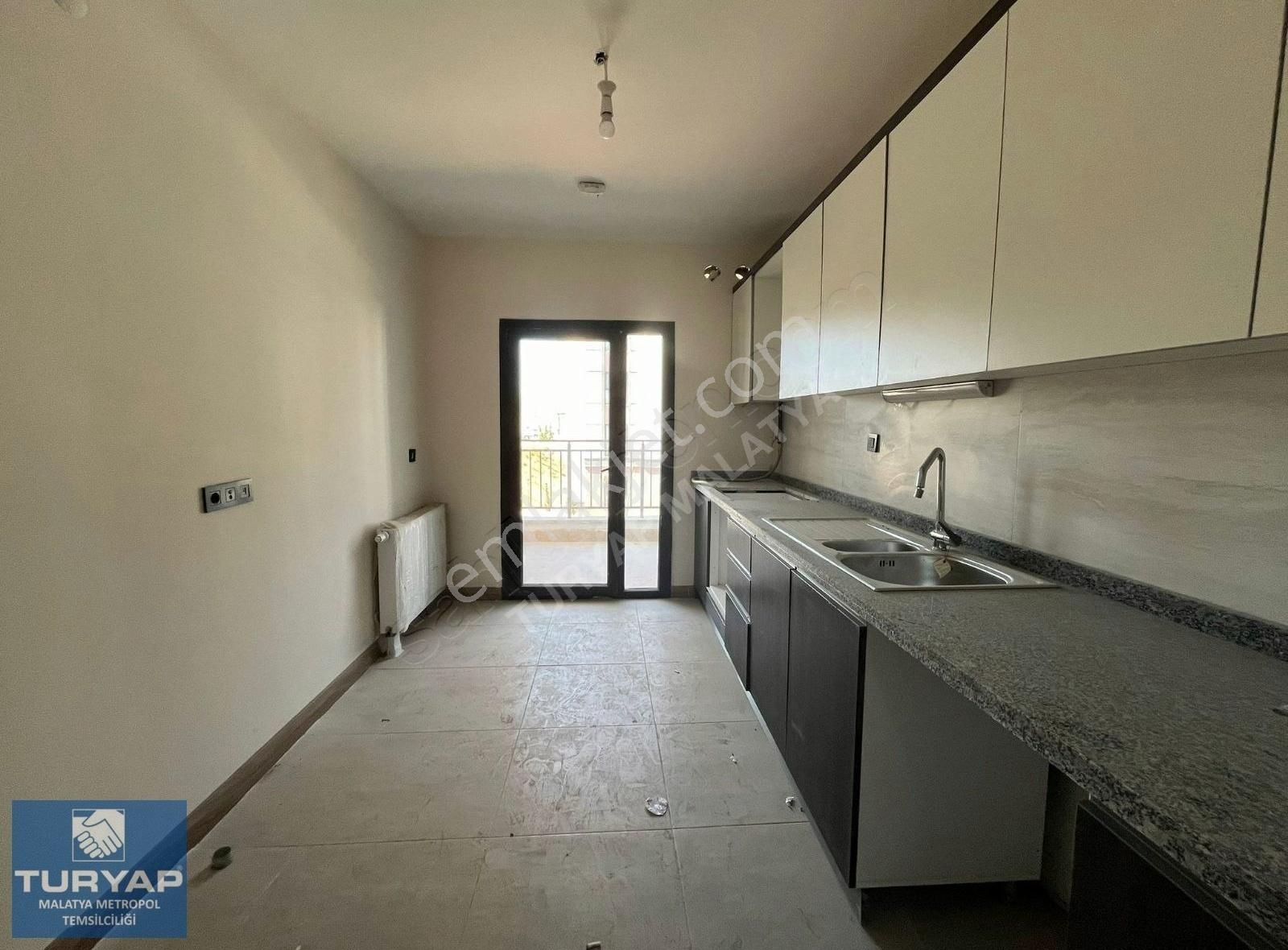 Turyap Metropol'den İkizce Toki Maski Arkası 3+1 Kiralık Daire