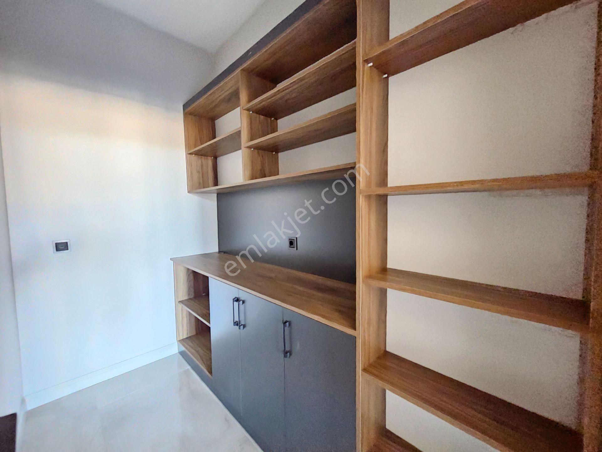 Şafak Caddesine Yakın İşyapar Gayrimenkul’den Satılık 3+1 Daire - Görsel 21