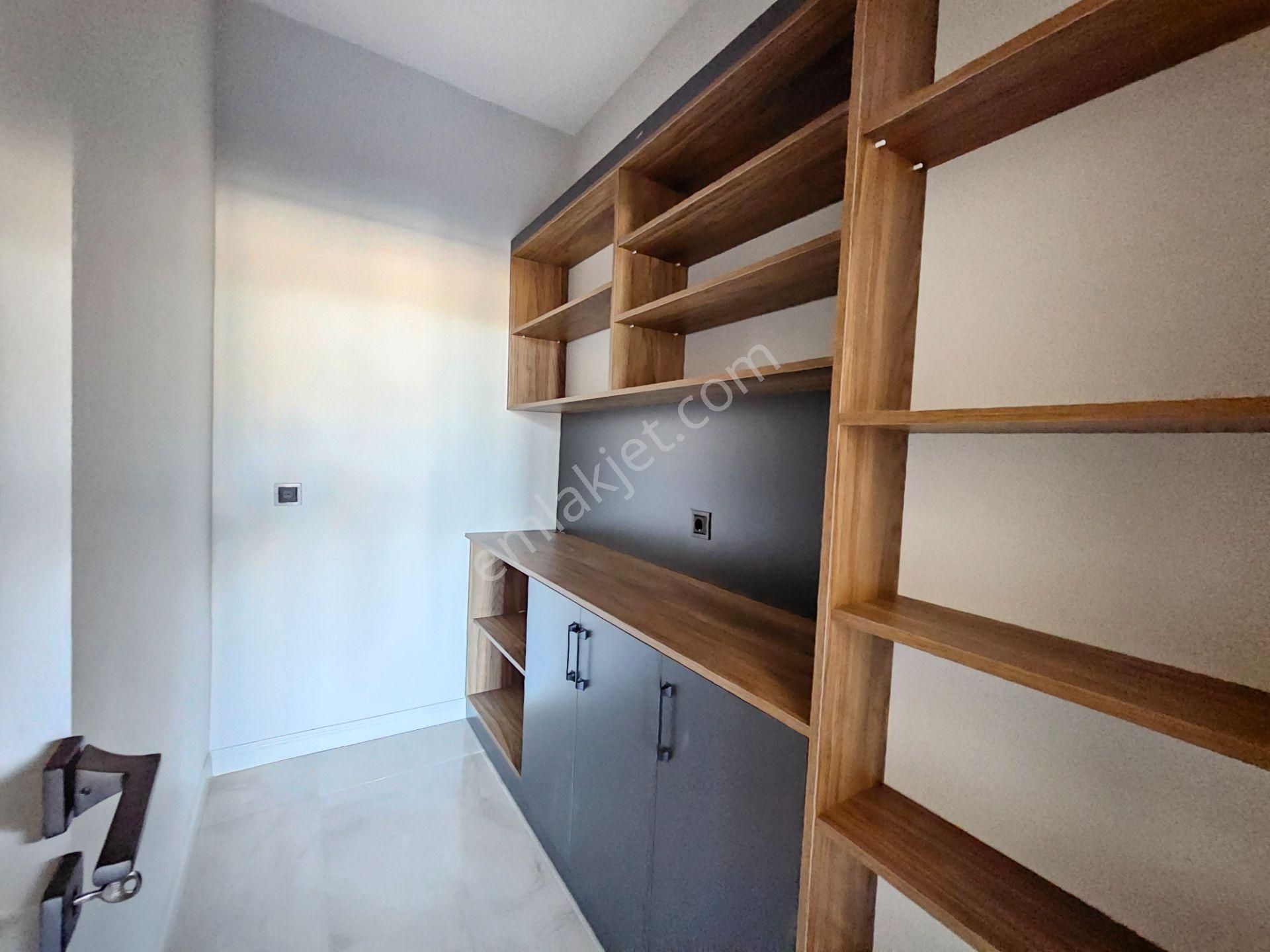 Şafak Caddesine Yakın İşyapar Gayrimenkul’den Satılık 3+1 Daire - Görsel 2