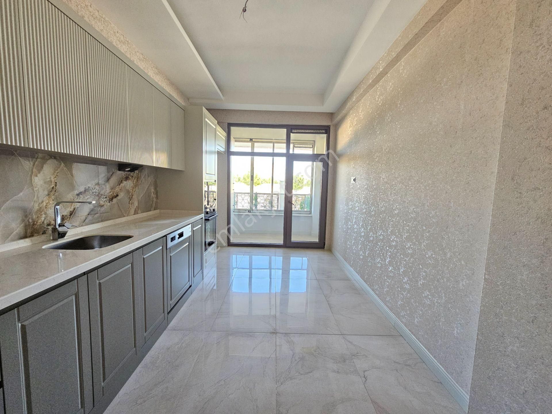 Şafak Caddesine Yakın İşyapar Gayrimenkul’den Satılık 3+1 Daire - Görsel 11