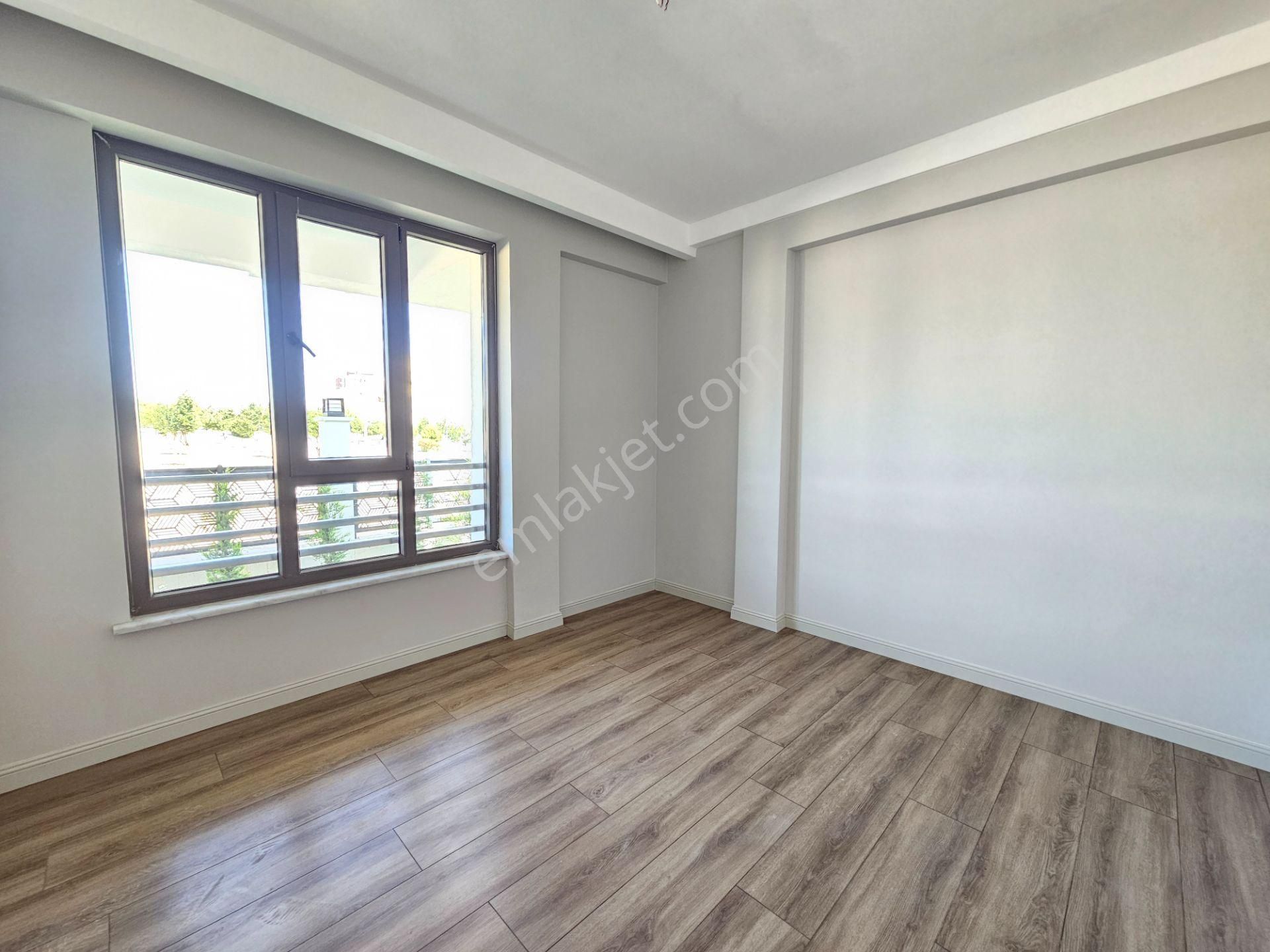 Şafak Caddesine Yakın İşyapar Gayrimenkul’den Satılık 3+1 Daire - Görsel 32