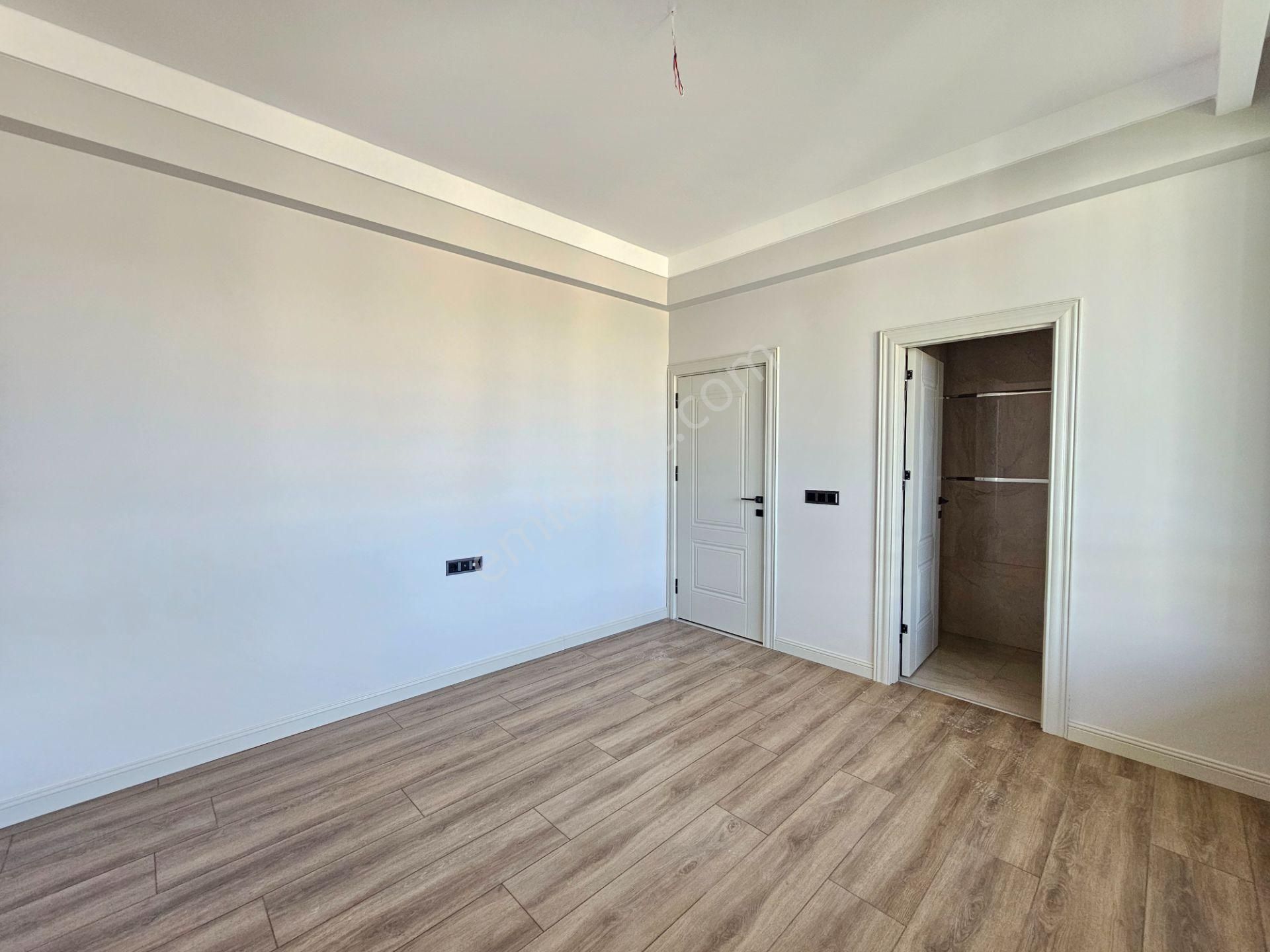 Şafak Caddesine Yakın İşyapar Gayrimenkul’den Satılık 3+1 Daire - Görsel 33