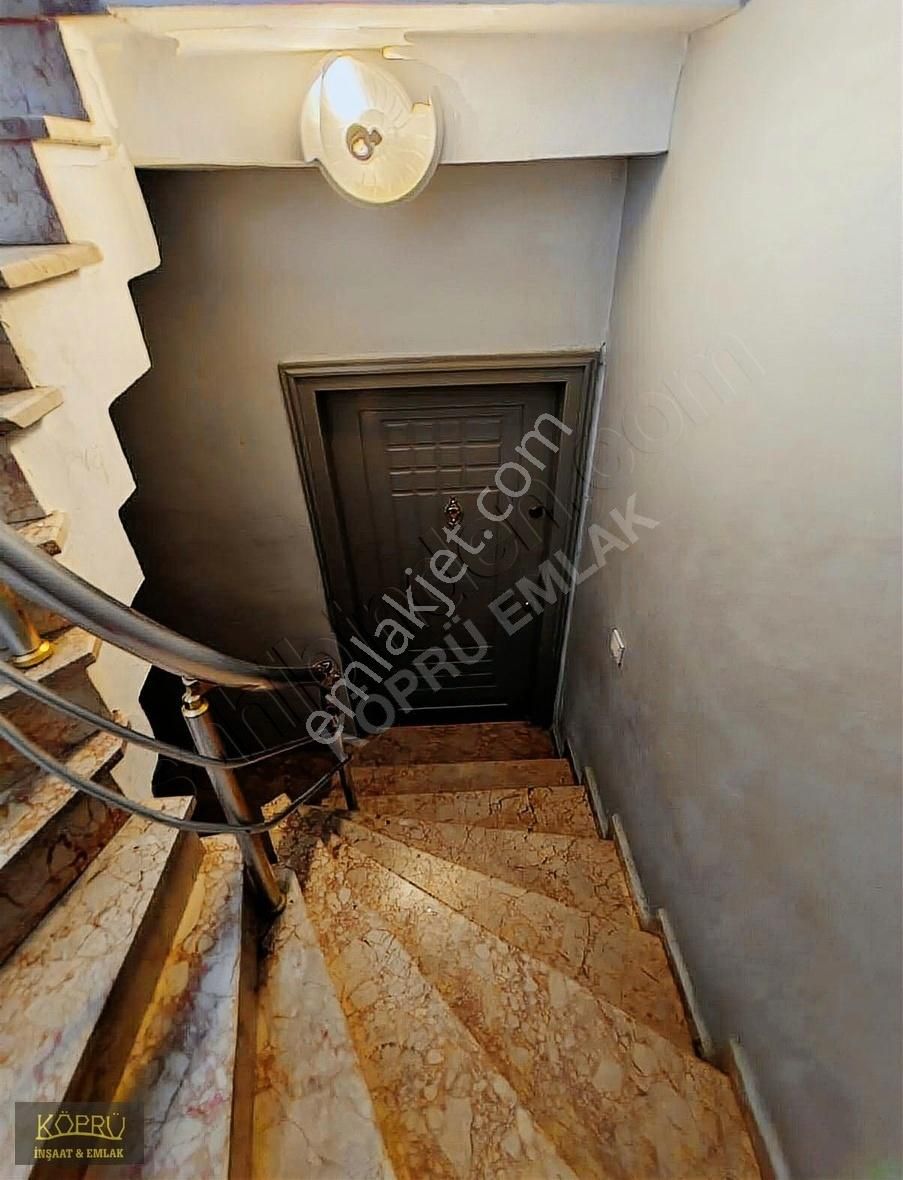 Köprü Emlaktan Gazi Mah'de Satılık 80m2 2+1 Bahçe Katı