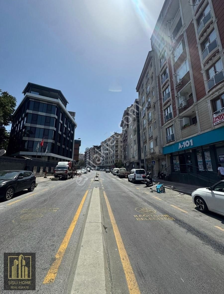 Fevzi Çakmak Caddesinde 180 M2 2 Katlı Satılık Dükkan