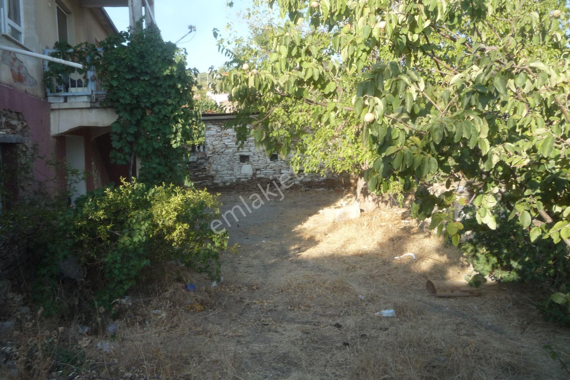 İzmir Torbalı Gold Emlaktan Satılık Bahçeli Köy Evi - Görsel 3