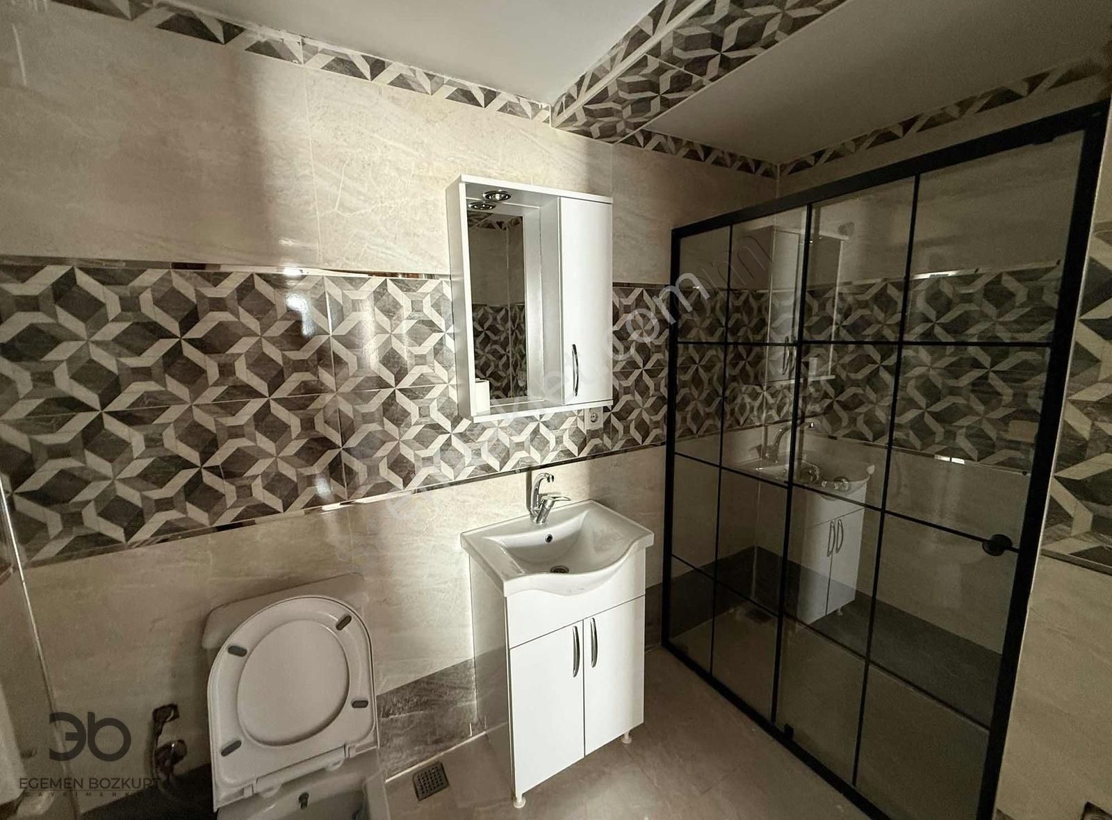Egemen Bozkurttan Güneşlerde Ebevyn Banyolu Lux 2+1 Kiralık Dair