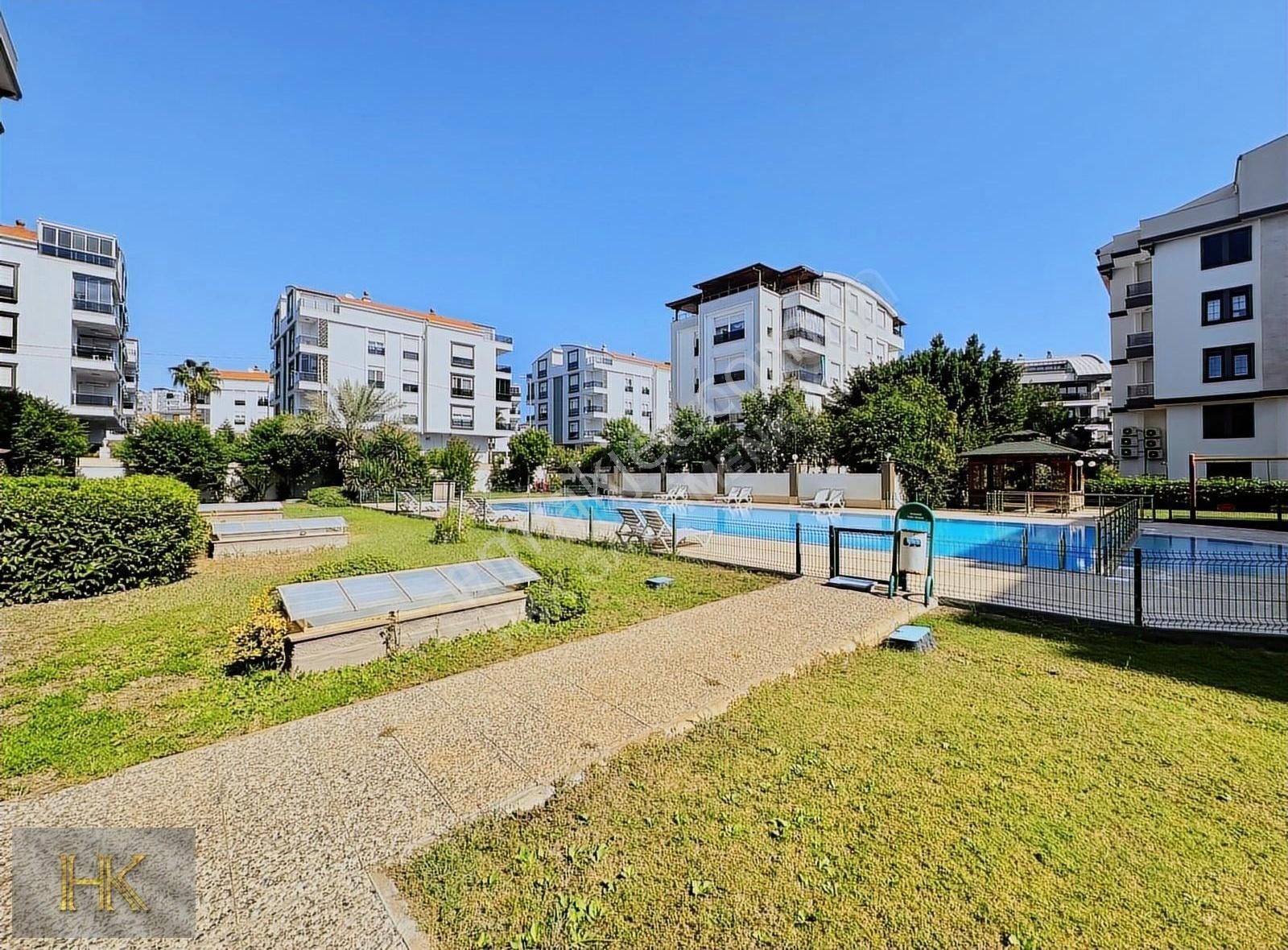 Konaklar Bölgesinde 4+1 250m2 Özel Bahçeli Satılık Dubleks Daire - Görsel 19