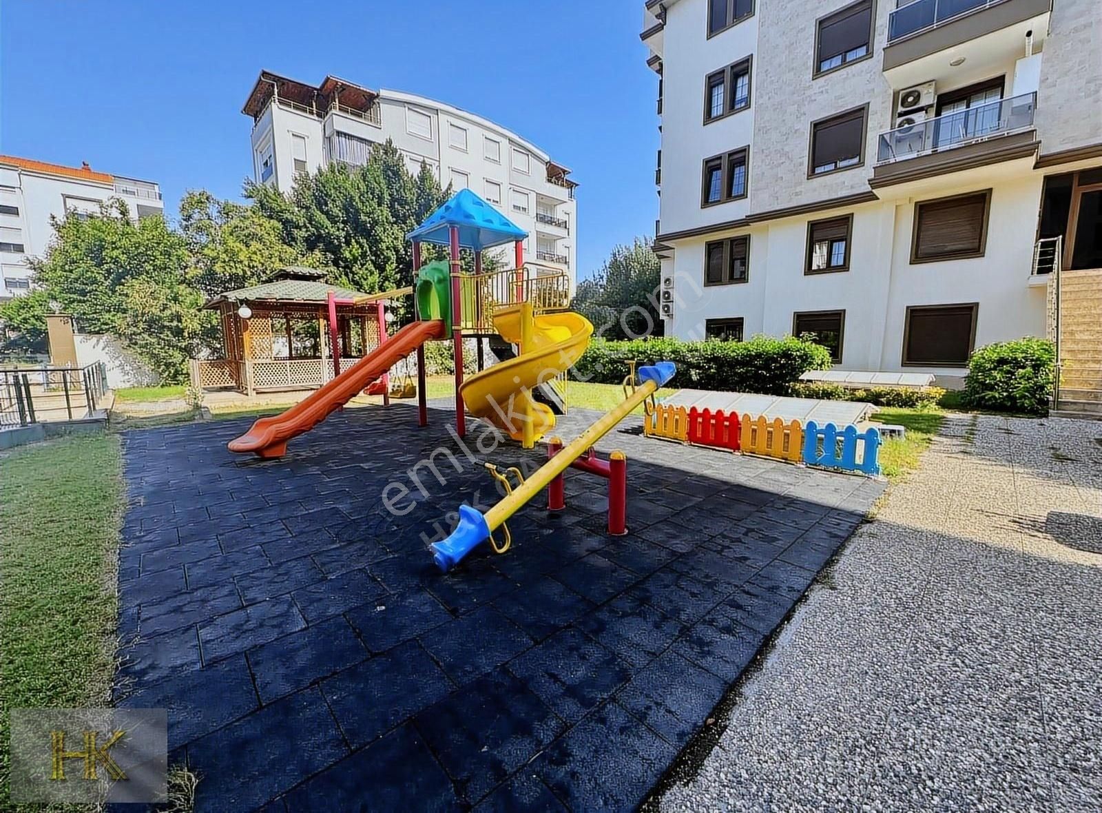 Konaklar Bölgesinde 4+1 250m2 Özel Bahçeli Satılık Dubleks Daire - Görsel 20