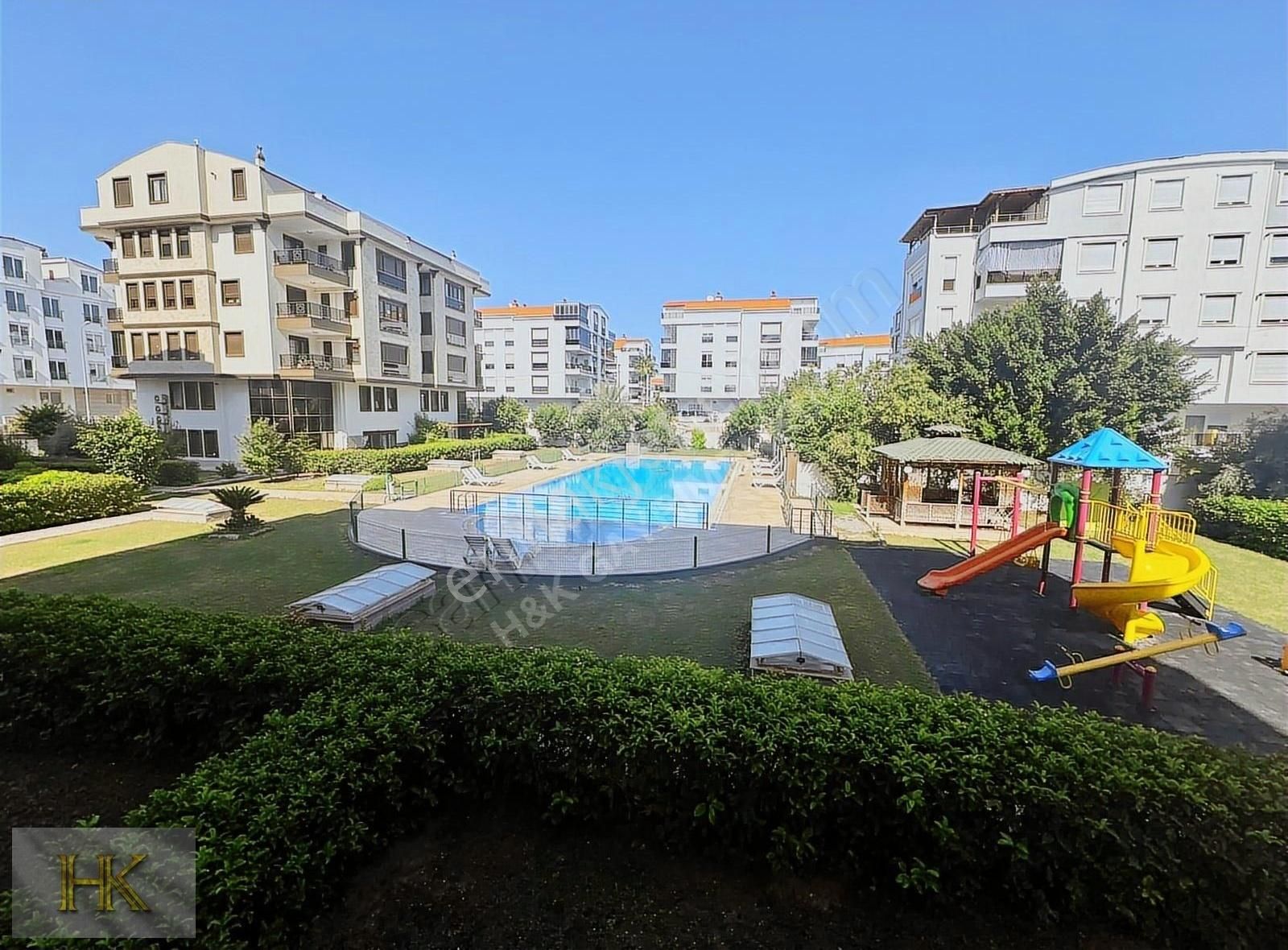 Konaklar Bölgesinde 4+1 250m2 Özel Bahçeli Satılık Dubleks Daire - Görsel 4