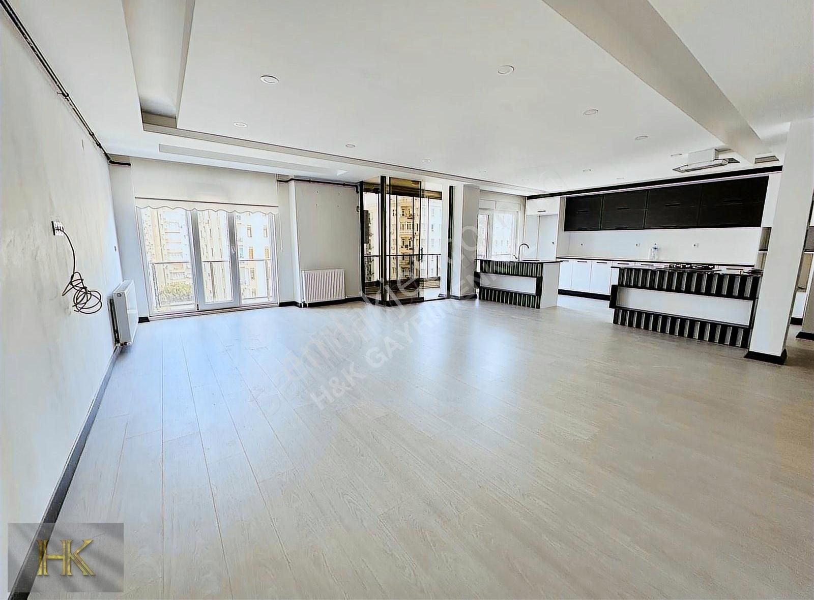 Molla Yusuf'ta Havuzlu Site İçerisinde 2+1 135m2 Satılık Daire - Görsel 8