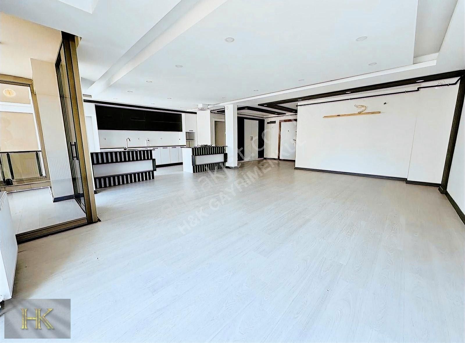 Molla Yusuf'ta Havuzlu Site İçerisinde 2+1 135m2 Satılık Daire - Görsel 18