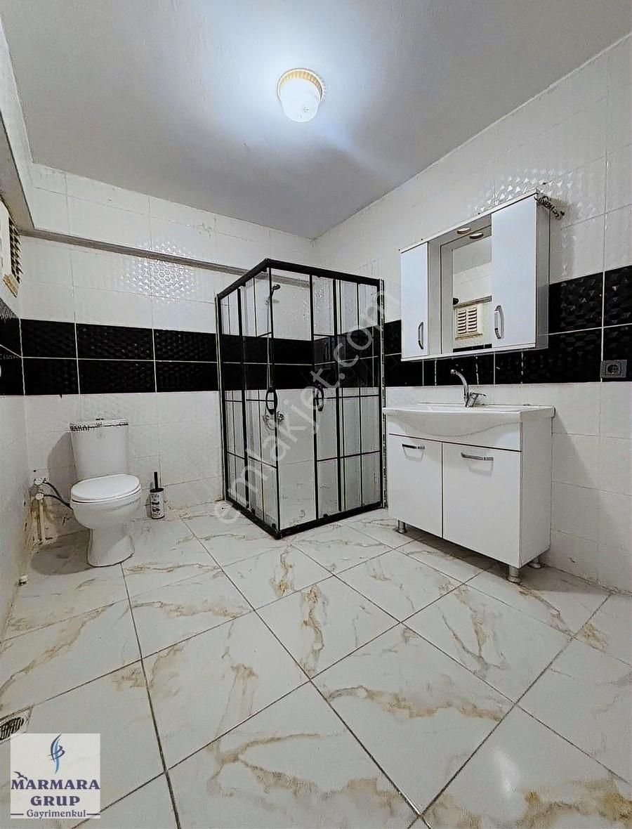 Cadde Üzerinde Ulaşımı Kolay Kiralık (binamızdaki Son Daire )