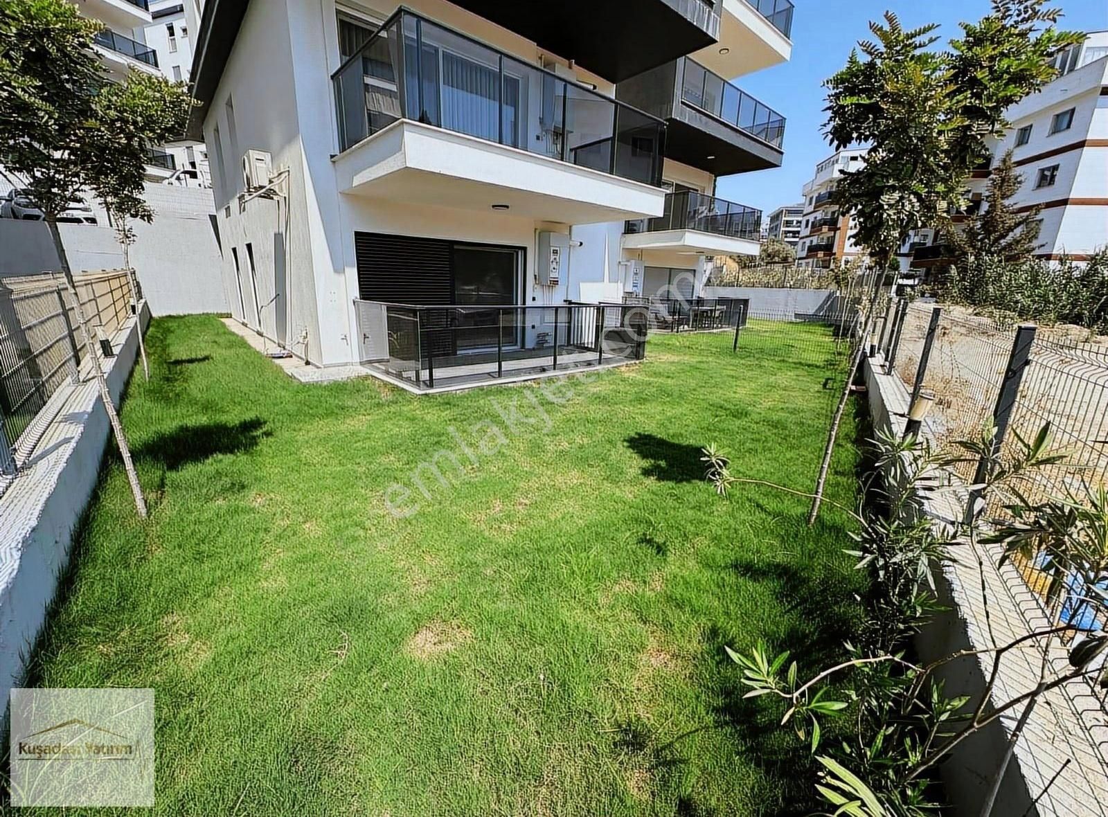 Kuşadası Merkezde Otogar Arkası Güvenlikli Bahçe Katı Boş 2+1 - Görsel 28