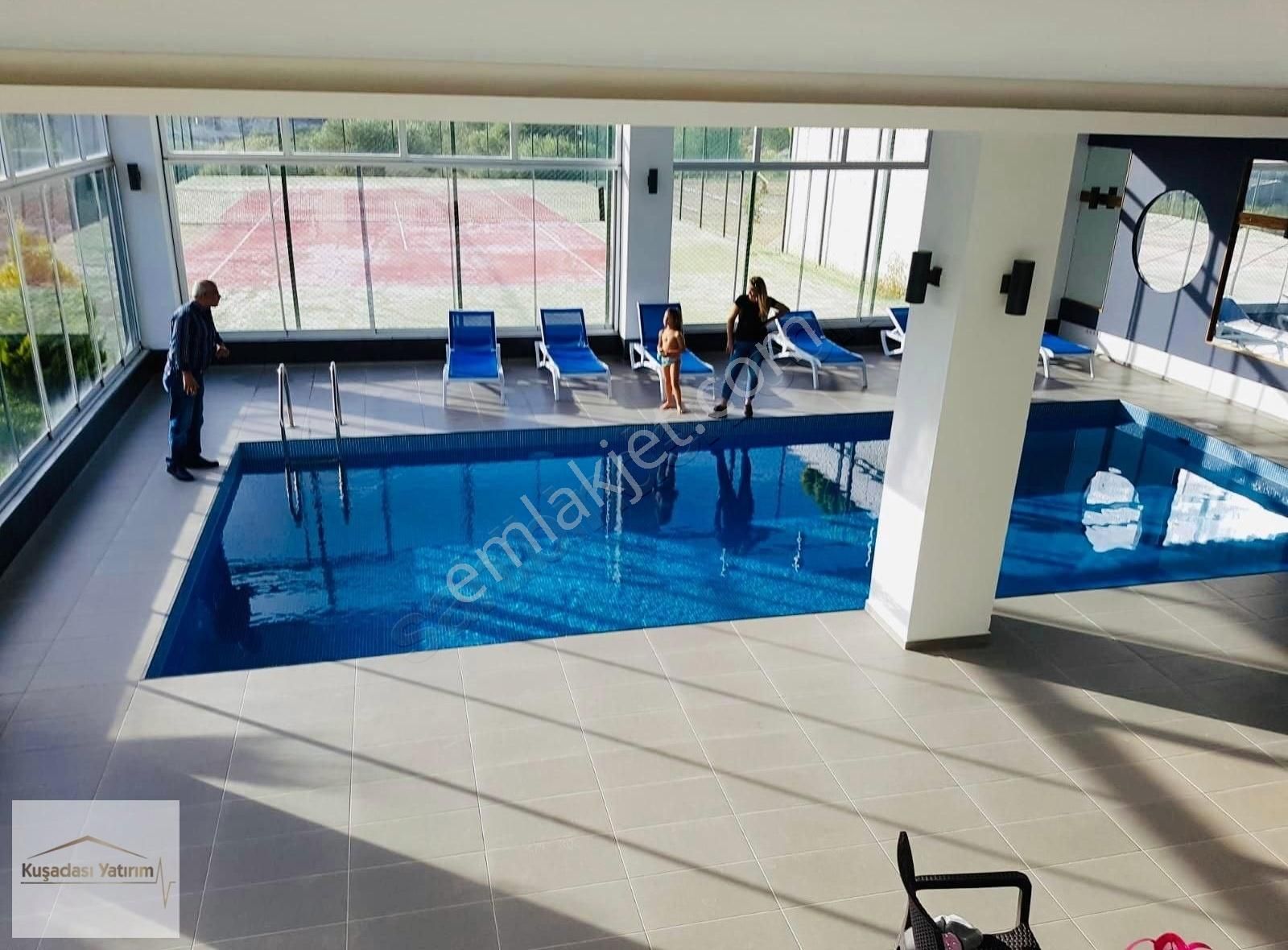 Kuşadasında Güvenlikli Havuzlu Sitede Bahçeli Eşyalı Geniş 2+1 - Görsel 16