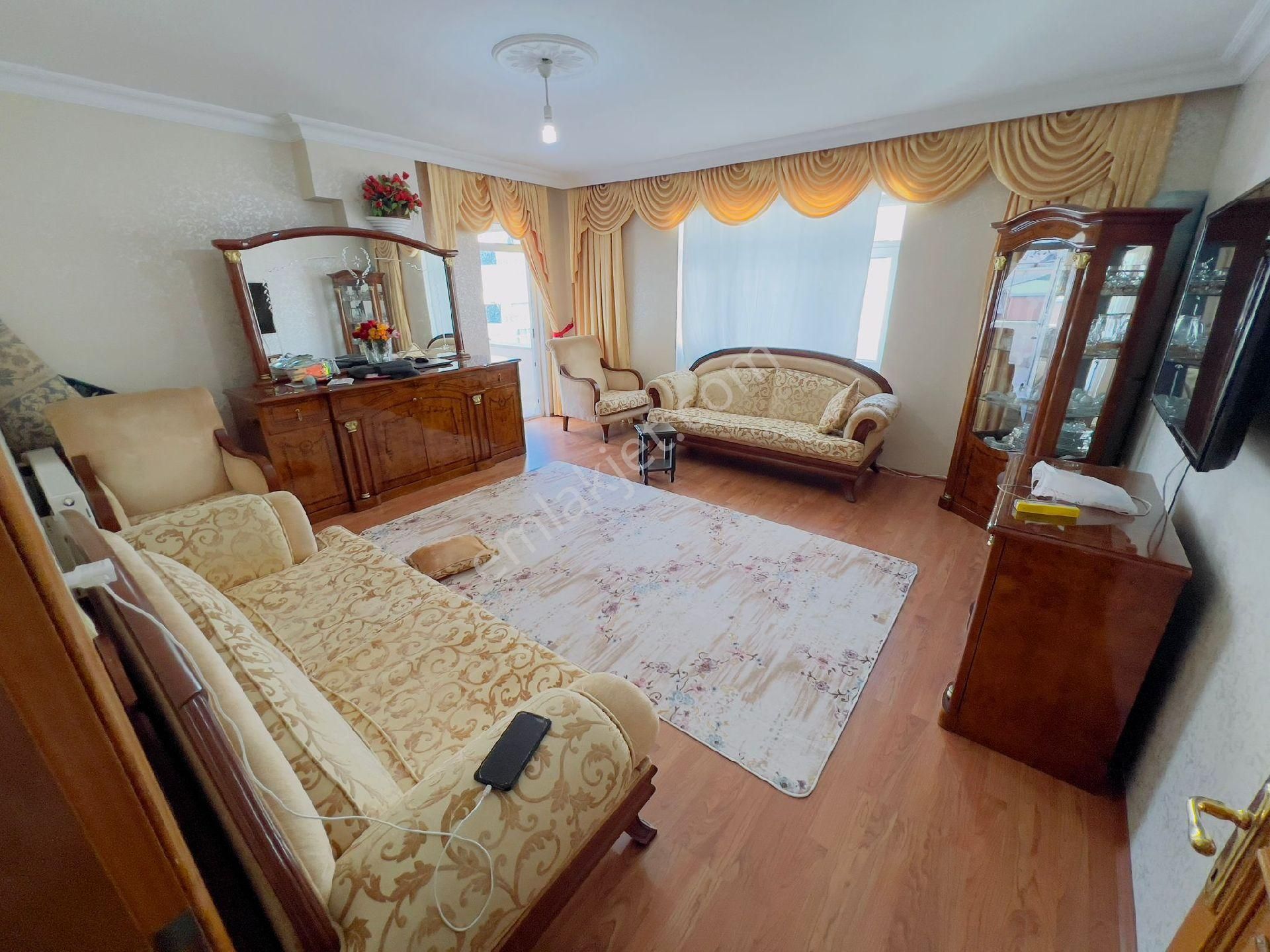 Royal'den İnönü Mah'de 2+1 Ferah Kullanışlı Satılık Daire
