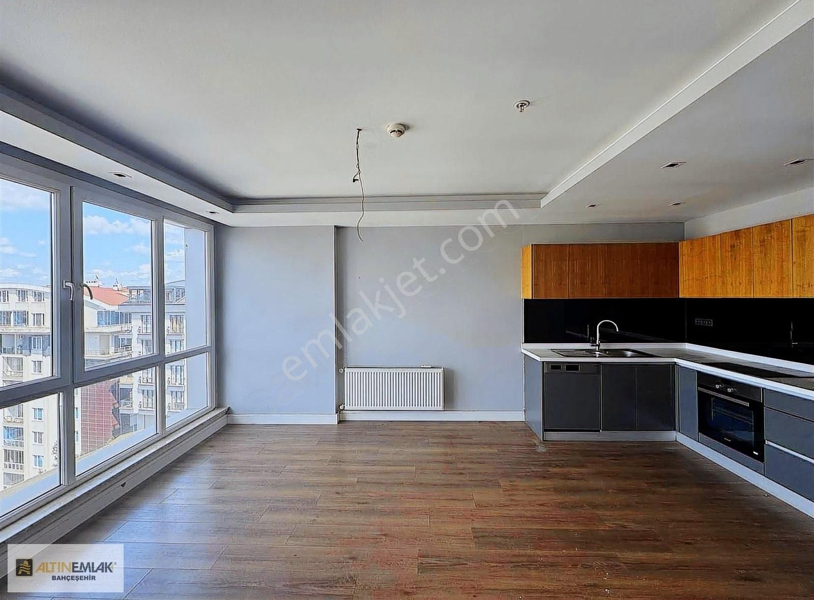 Bahçeşehir Semerkand Line Boş Satılık 2+1 Daire