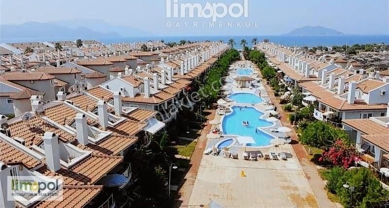 Limopol'den Çalış Sunset Beach 1+1 Satılık Giriş Katı Daire
