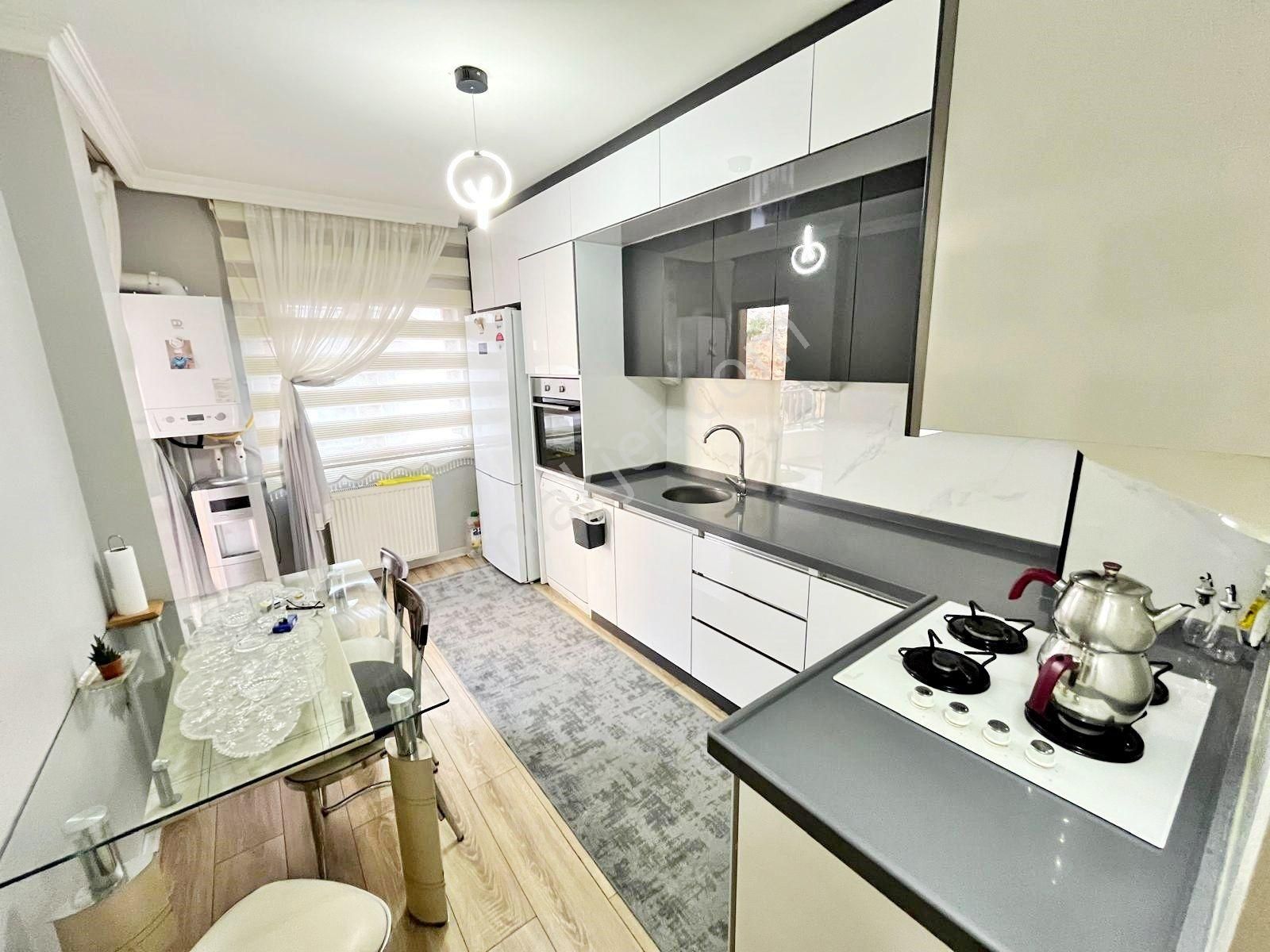 Goldtan Antares Ve Etlik Şehir Has. 2km Mesafede Asansörlü İskanlı K.otoparlı Full+full 4+1dubleks