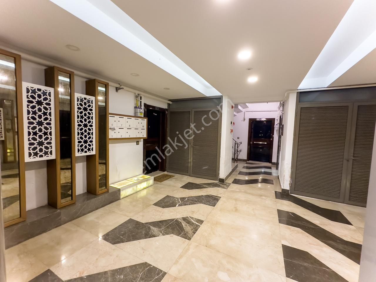 Denize Yürüme Mesafesinde, Yüzme Havuzlu, Kapalı Otoparklı 3+1 Dubleks - Görsel 18