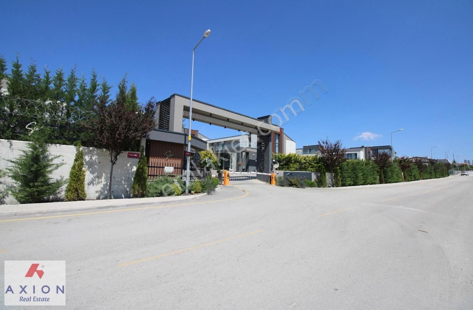 Gölbaşı Shelton Villarında Satılık 5+1 2 Katlı Villa