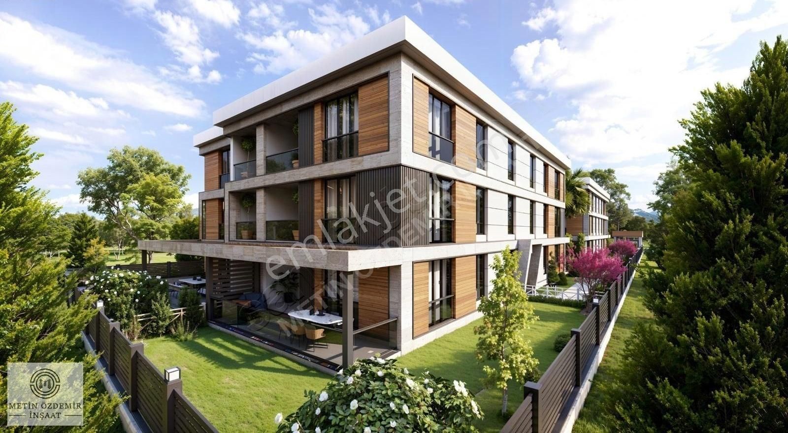 Bahçe Kullanımlı Geniş Konforlu 2+1 Daire