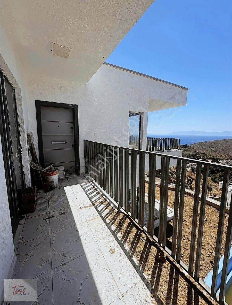 Deniz Manzaralı, Site İçi, 3+1 Kiralık Daire