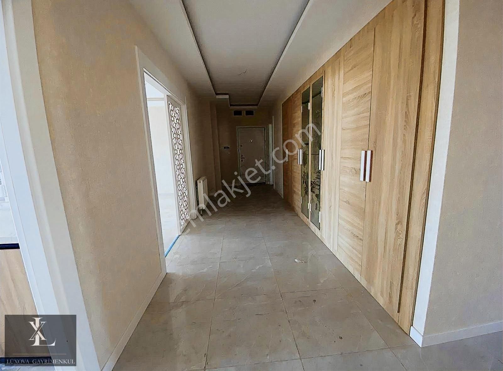 Ovacıkta Forum Avm Yakını 4+1 200 M2 Teras Balkonlu Kupon Daire - Görsel 17