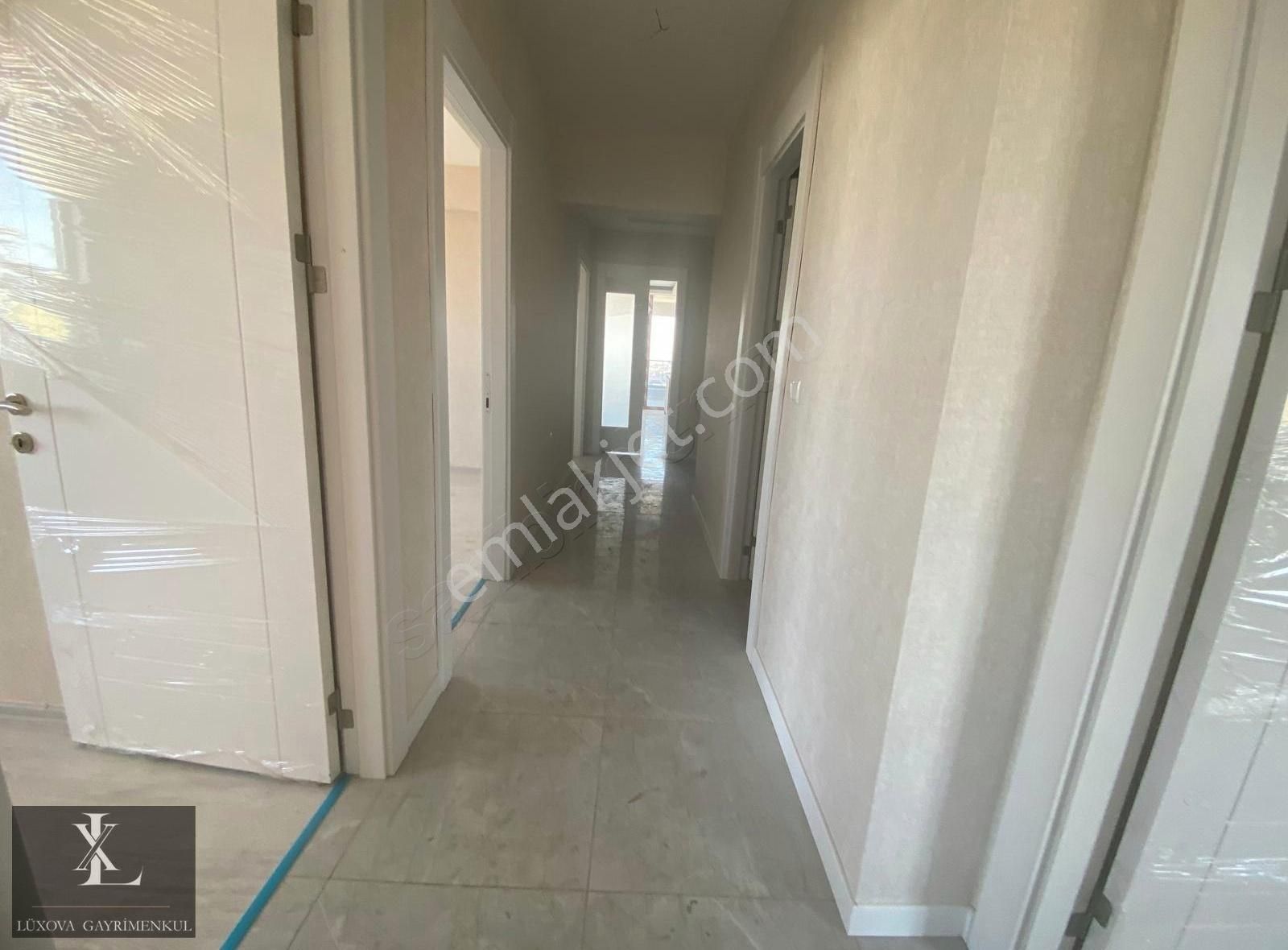 Ovacıkta Forum Avm Yakını 4+1 200 M2 Teras Balkonlu Kupon Daire - Görsel 2