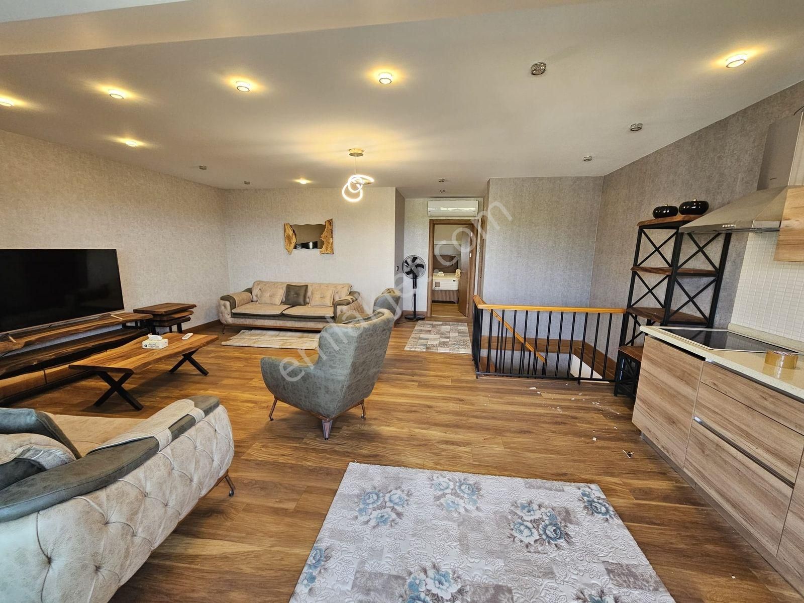 Kavaklı Mahallesin'de Kısa Katlı 3+2 Dubleks Daireنتكلم العربية - Görsel 7