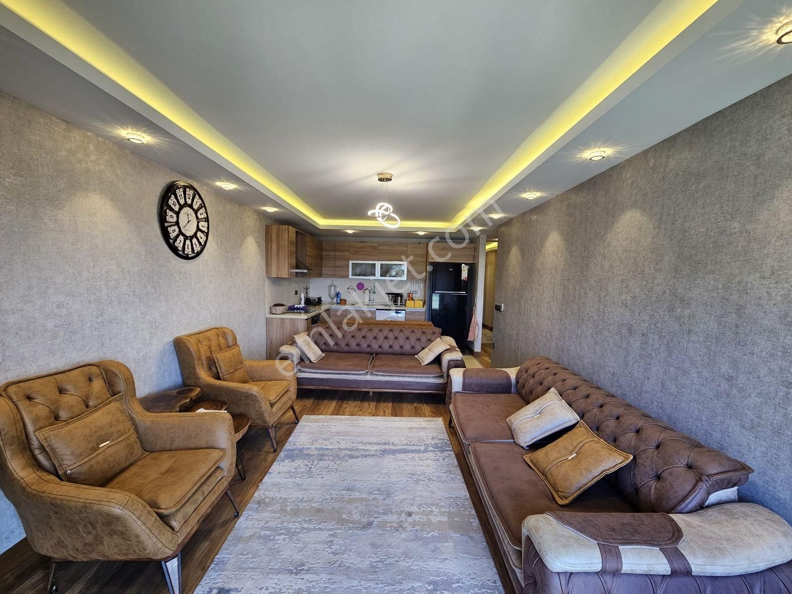 Kavaklı Mahallesin'de Kısa Katlı 3+2 Dubleks Daireنتكلم العربية - Görsel 19