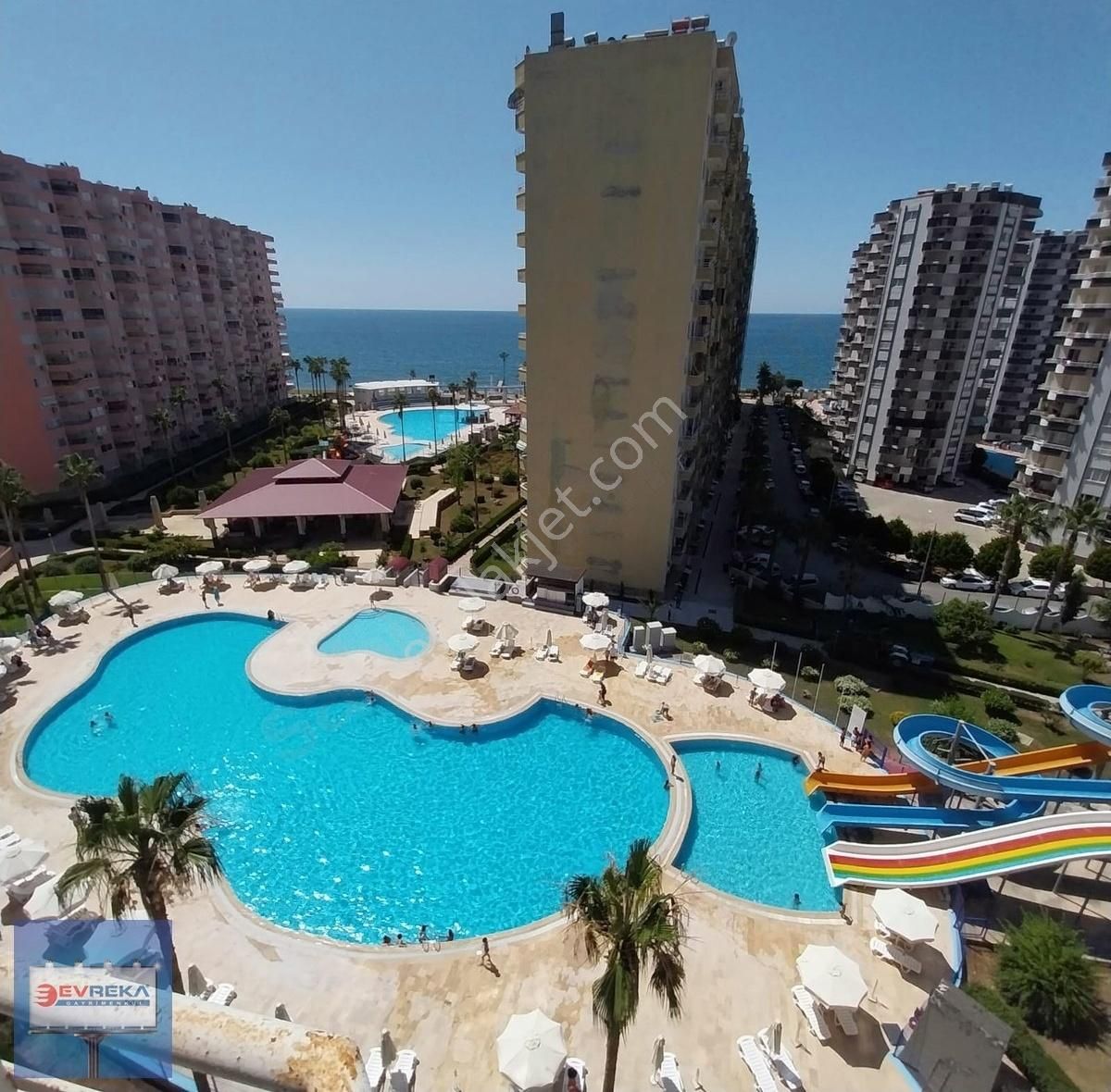 Mersin Tömük Ziya Erden Tatil Sitesinde Kupon Eşyalı Yazlık