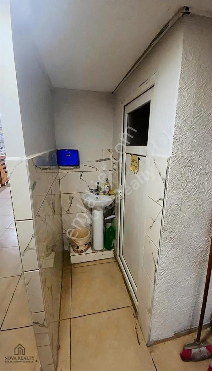 Nova Realty'den Çarşının Merkezinde Satılık 2 Katlı Dükkan - Görsel 11