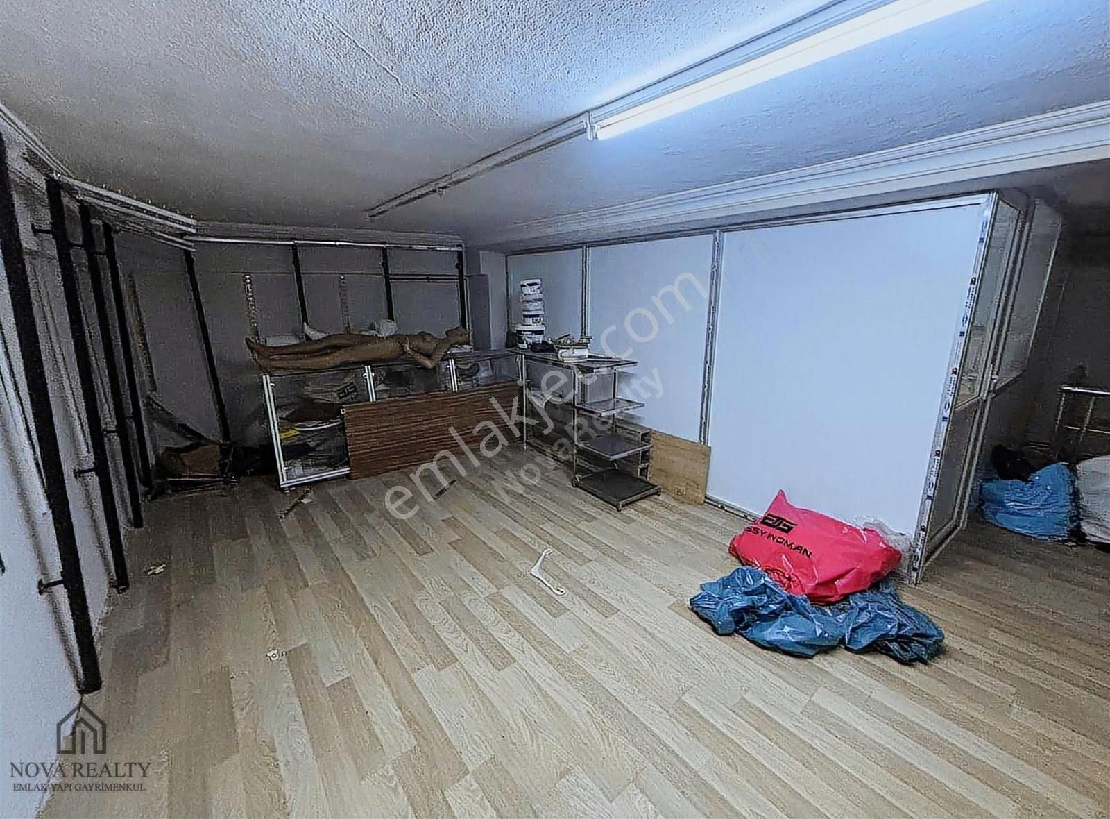 Nova Realty'den Çarşı Merkezde Harika Fırsat Dükkan - Görsel 21