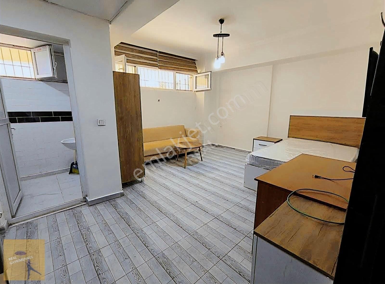 Binevlerde Kiralık 1+0 Eşyalı Stüdyo Daire
