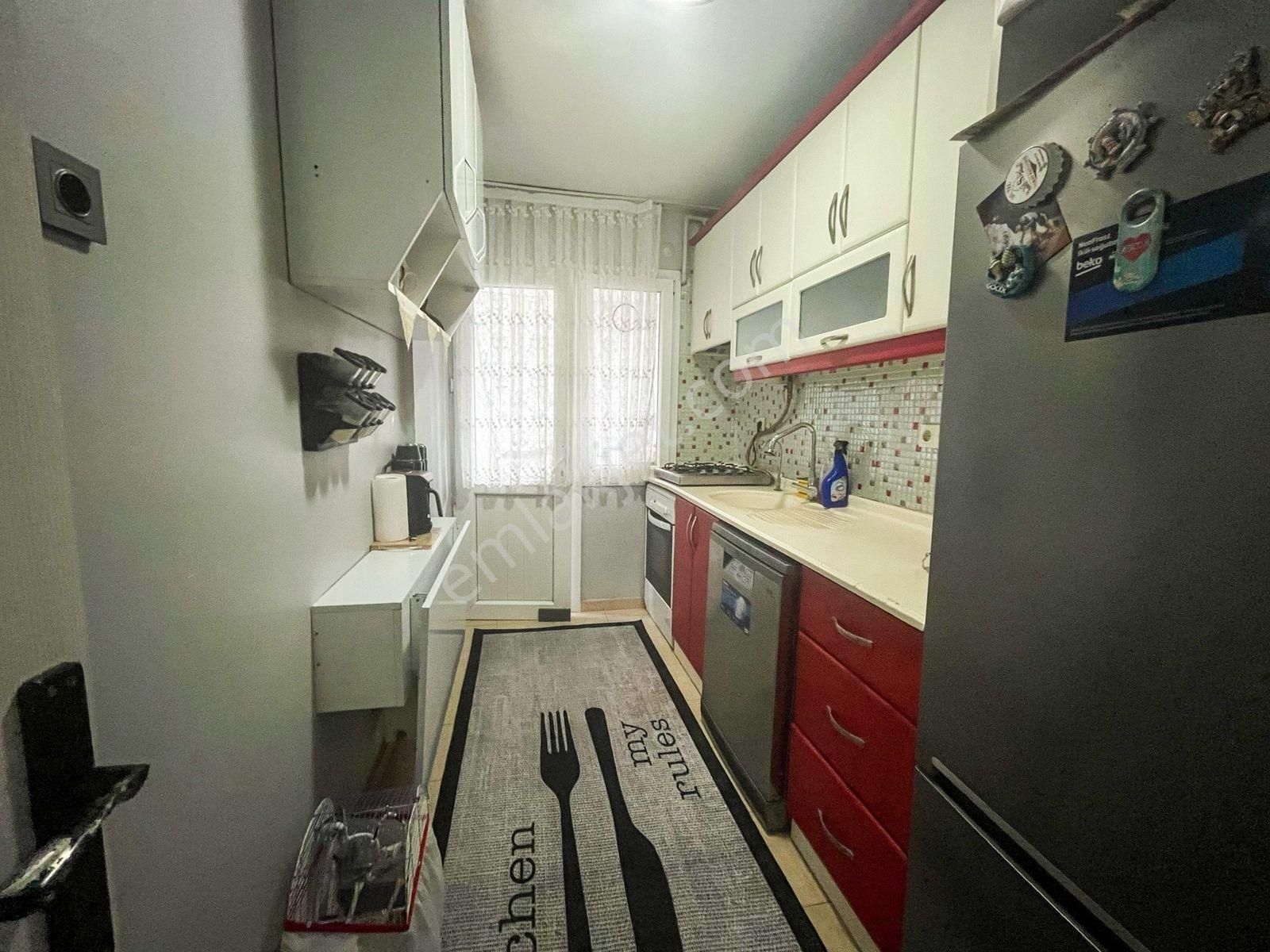 Bayraklı Sevgiyolu Yanında Tadilatlı Ara Kat 2+1 - Görsel 20