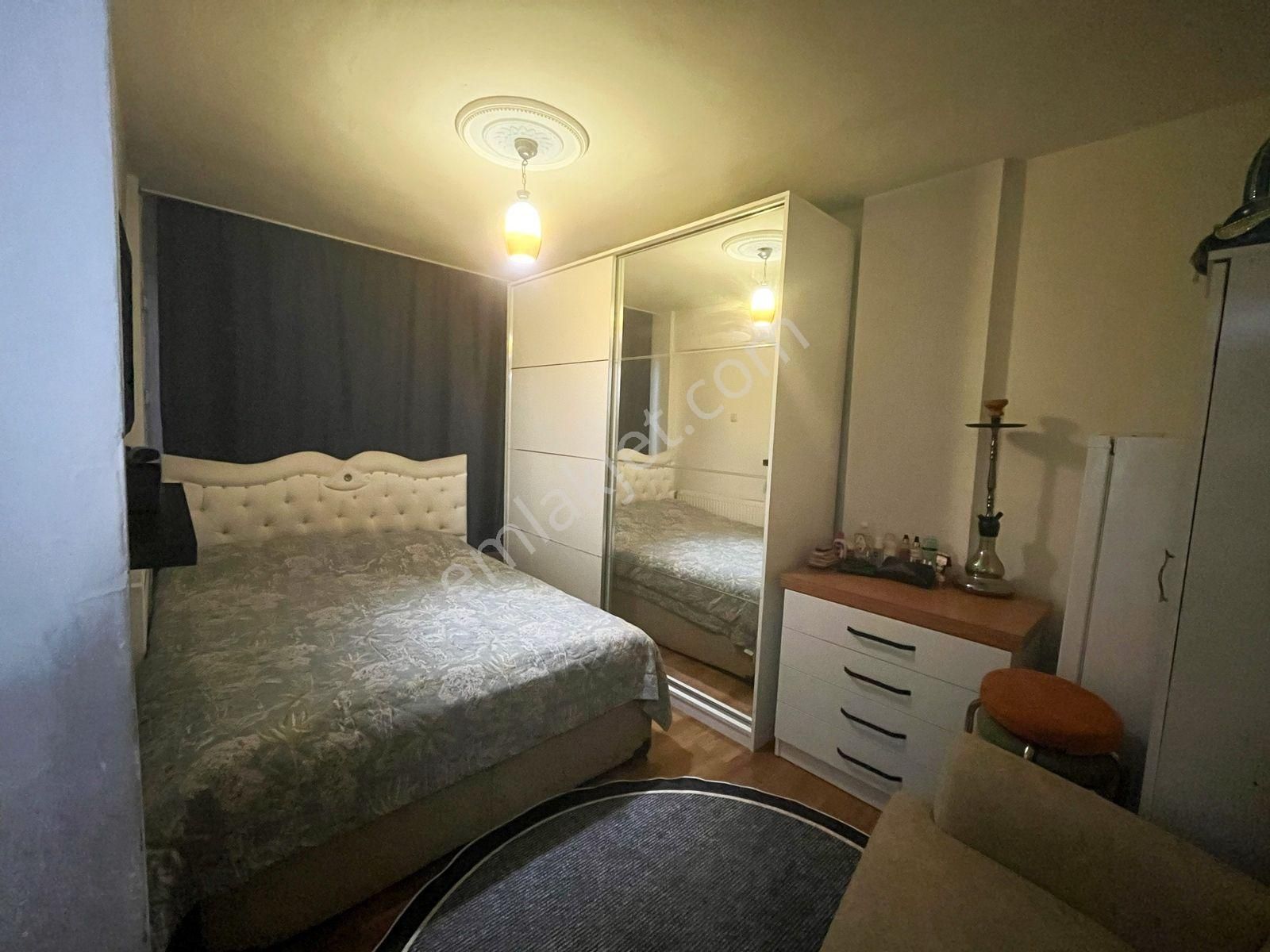 Bayraklı Sevgiyolu Yanında Tadilatlı Ara Kat 2+1 - Görsel 8