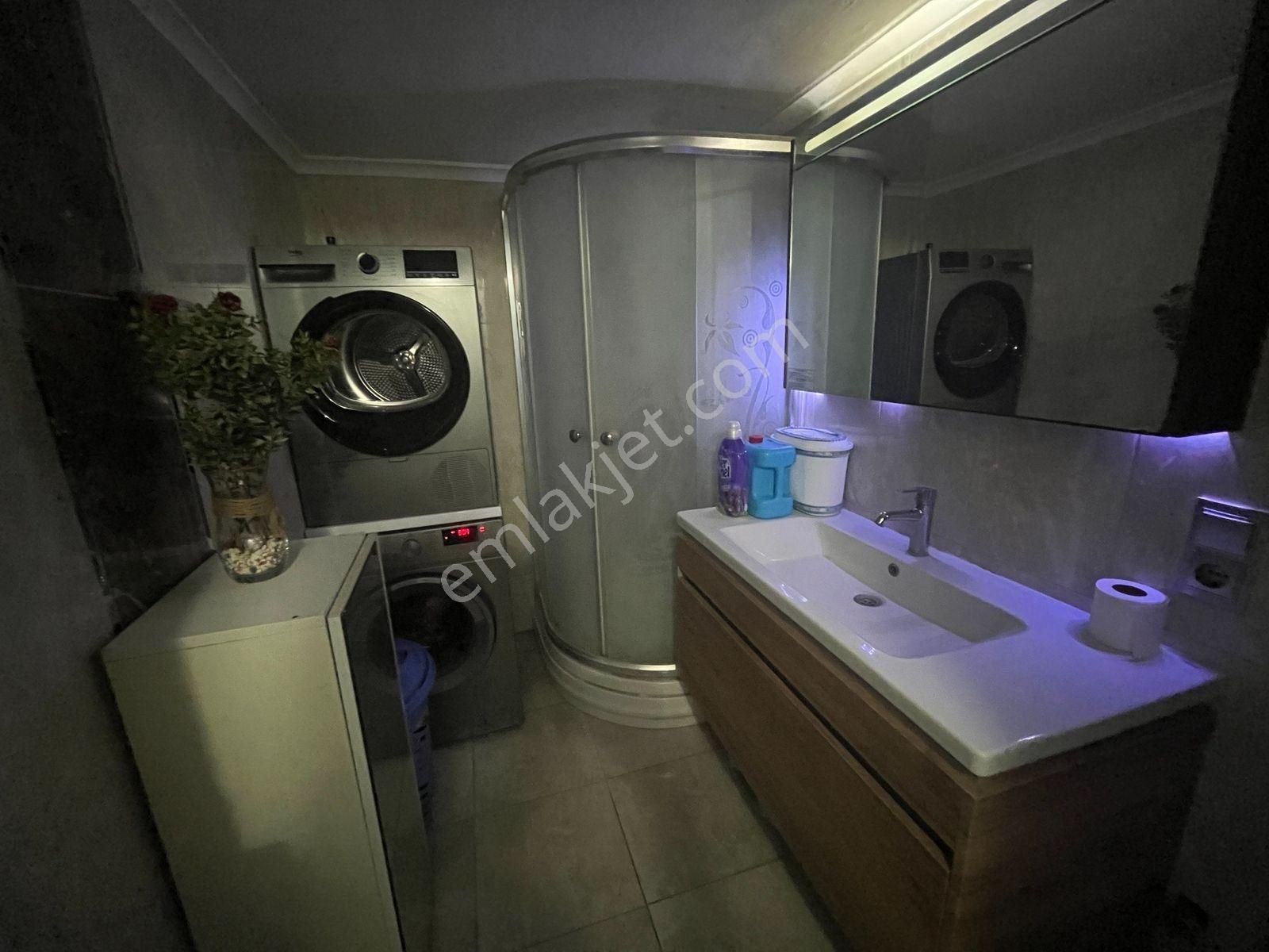 Bayraklı Sevgiyolu Yanında Tadilatlı Ara Kat 2+1 - Görsel 12