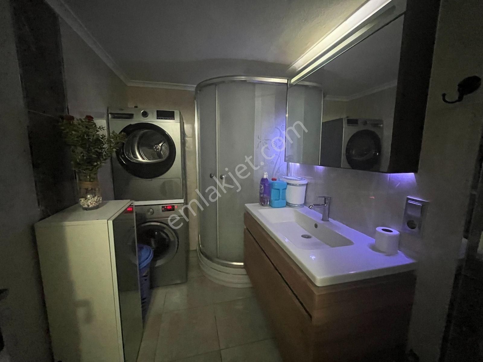 Bayraklı Sevgiyolu Yanında Tadilatlı Ara Kat 2+1 - Görsel 25