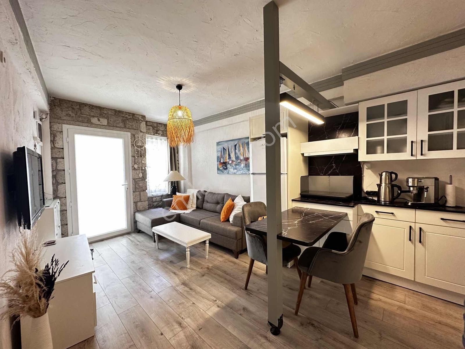 Çeşme Alaçatı Da Satılık Cumbalı Villa - Görsel 26