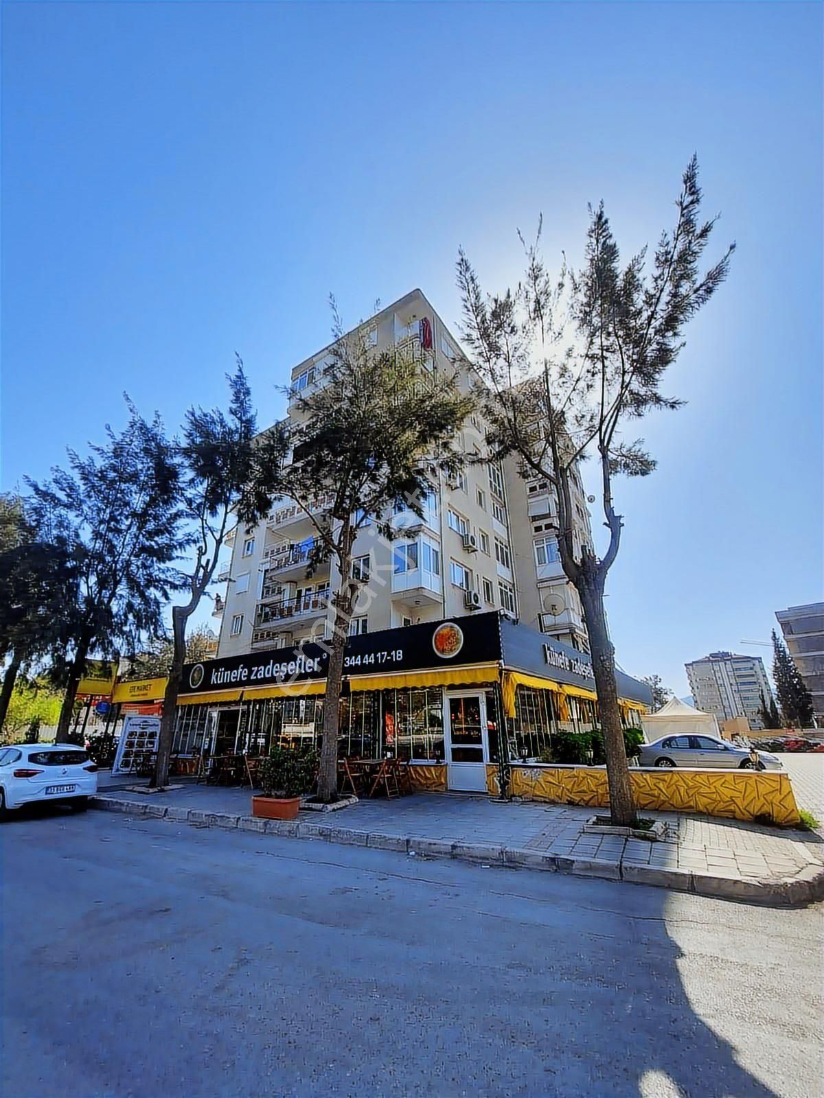 Bayraklı Mansuroğlunda Ön Cephe Ana Cadde Takasa Açık 3+1 Daire - Görsel 17