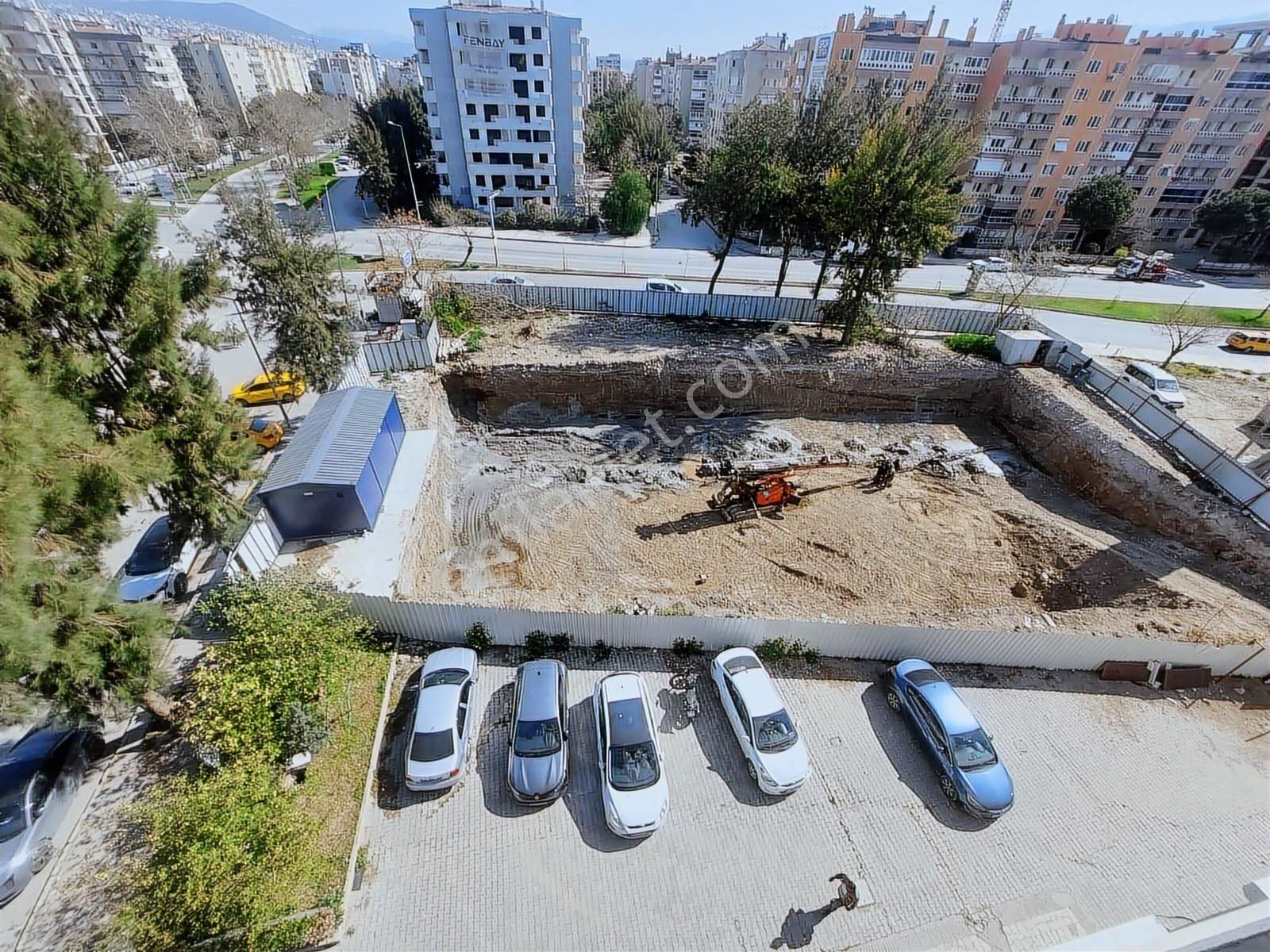 Bayraklı Mansuroğlunda Ön Cephe Ana Cadde Takasa Açık 3+1 Daire - Görsel 19