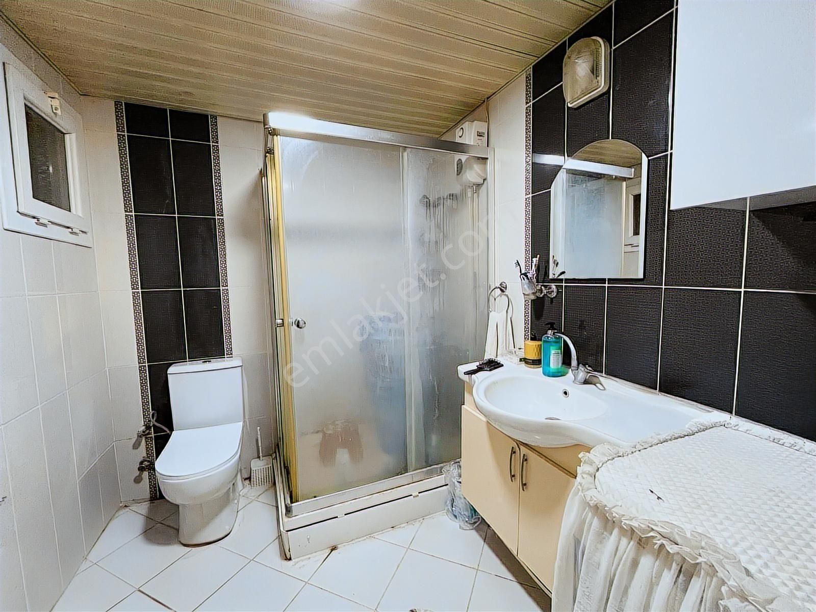 Bayraklı Osmangazi Havuzlu Site İçi 2+1 Daire - Görsel 13