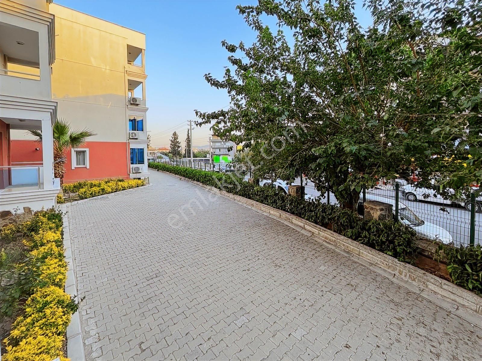 Bayraklı Osmangazi Havuzlu Site İçi 2+1 Daire - Görsel 4