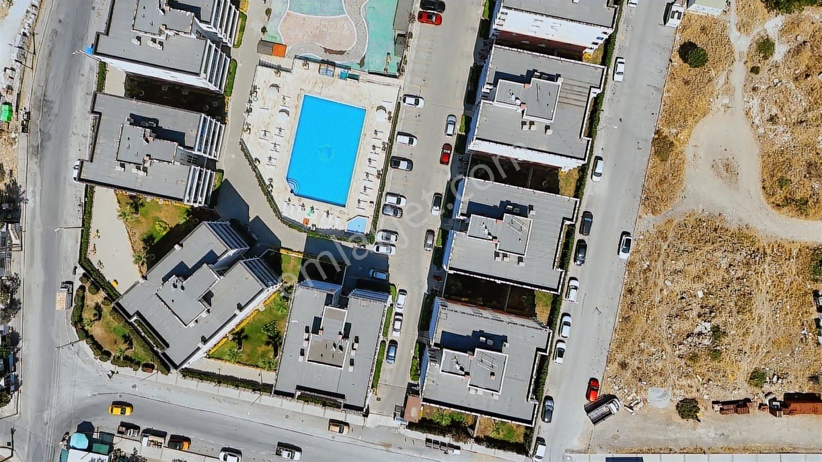 Bayraklı Osmangazi Havuzlu Site İçi 2+1 Daire - Görsel 2